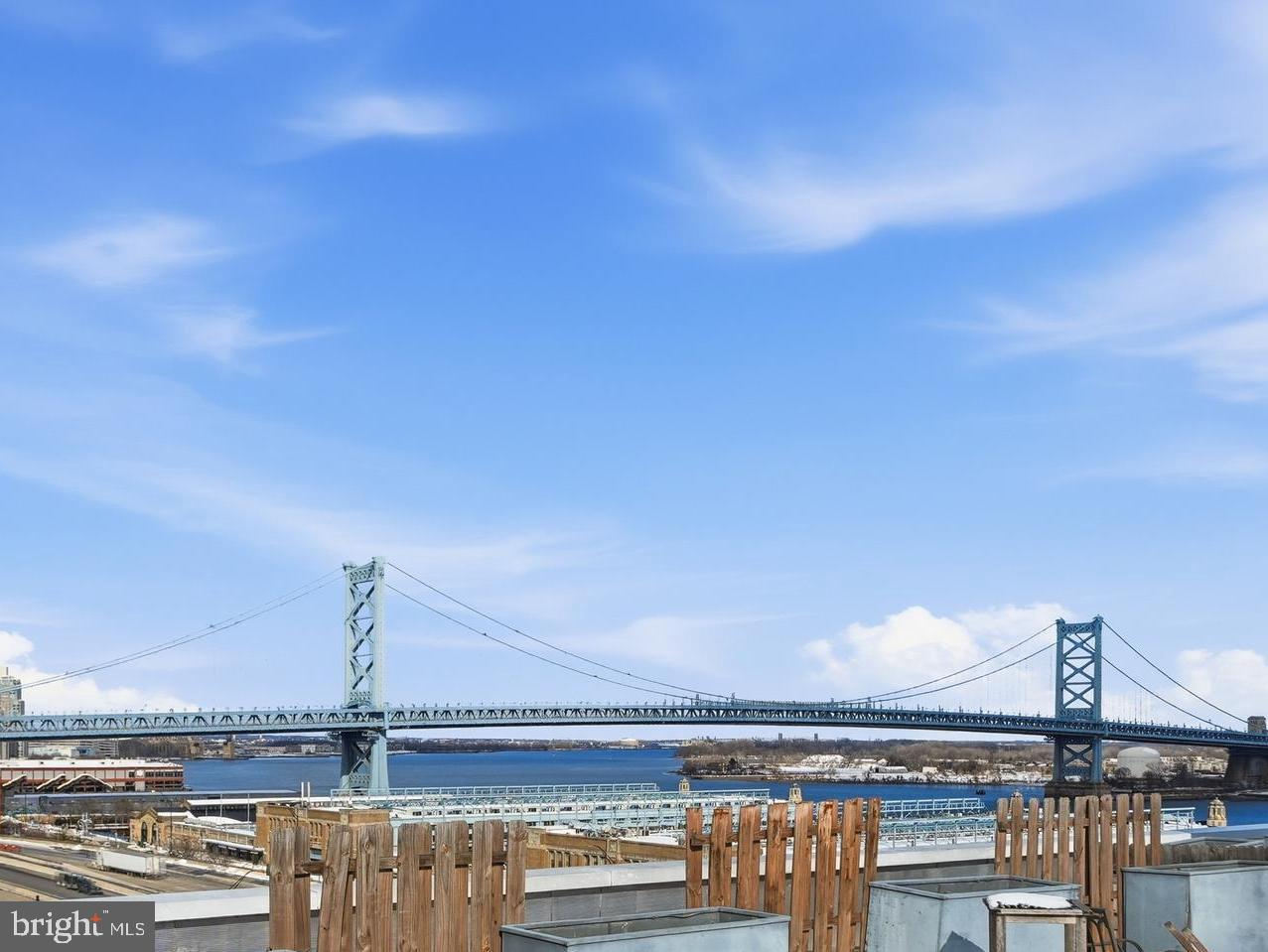 OLD CITY - Residential