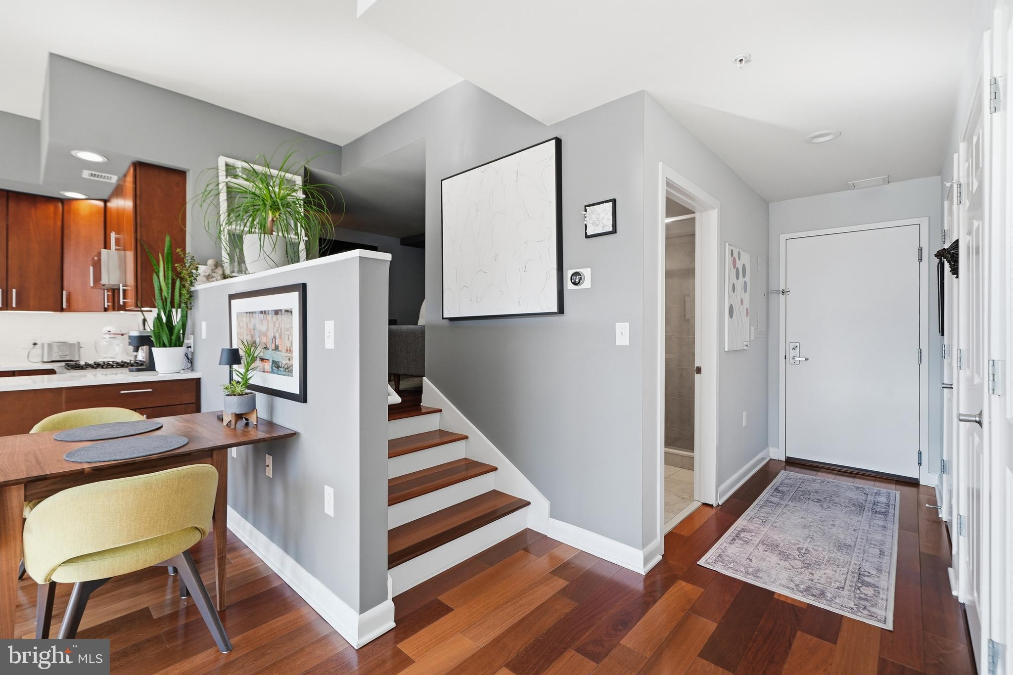 OLD CITY - Residential