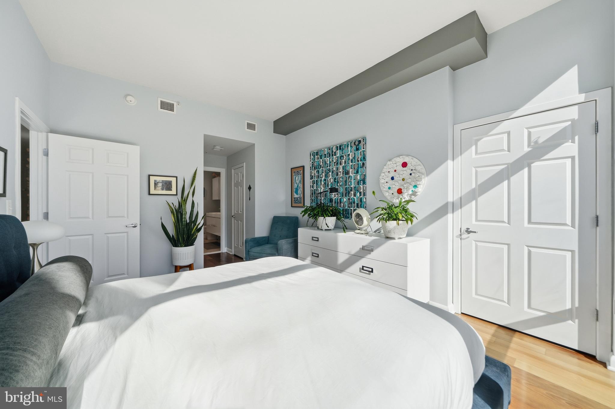 OLD CITY - Residential