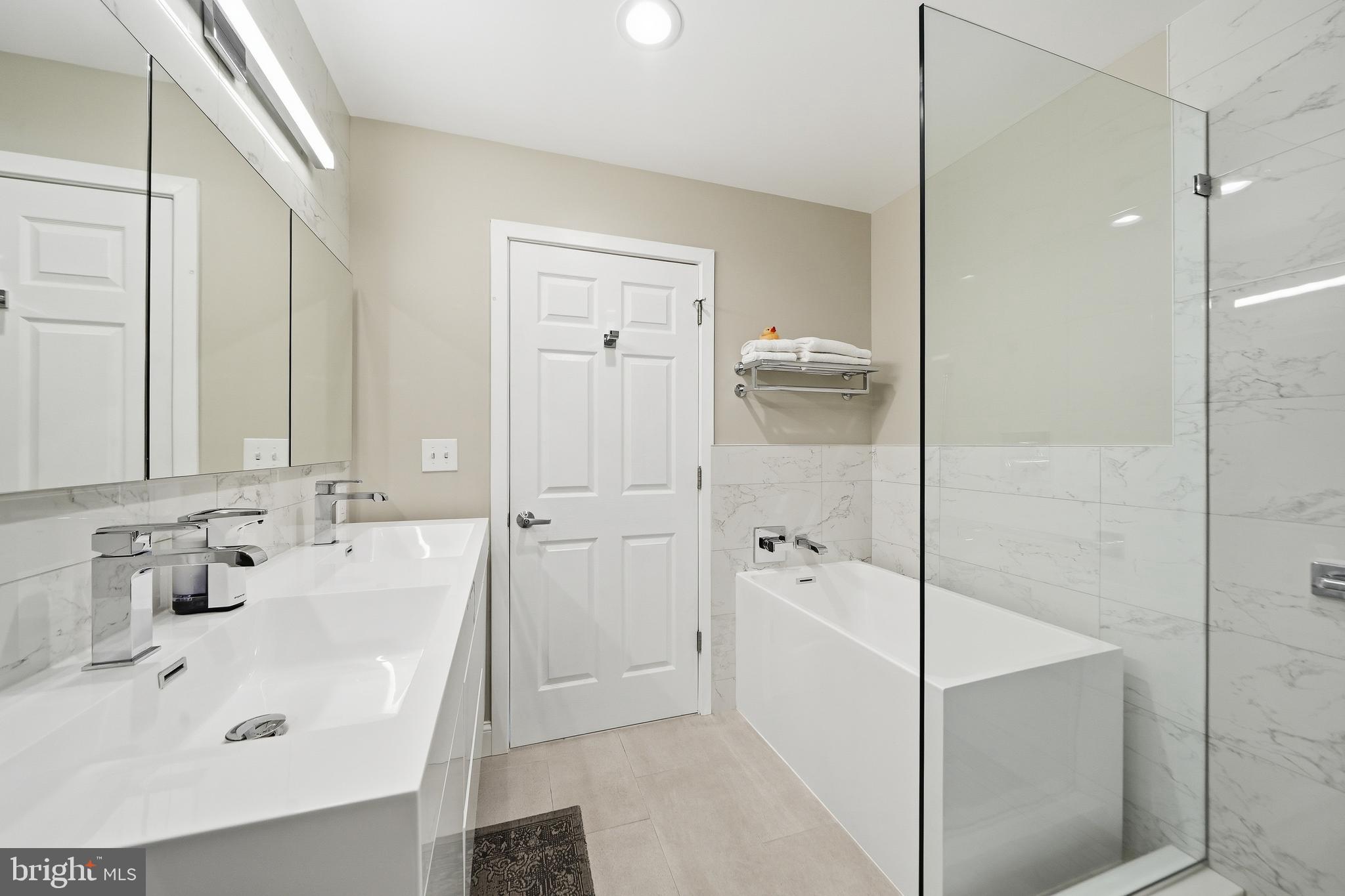 OLD CITY - Residential