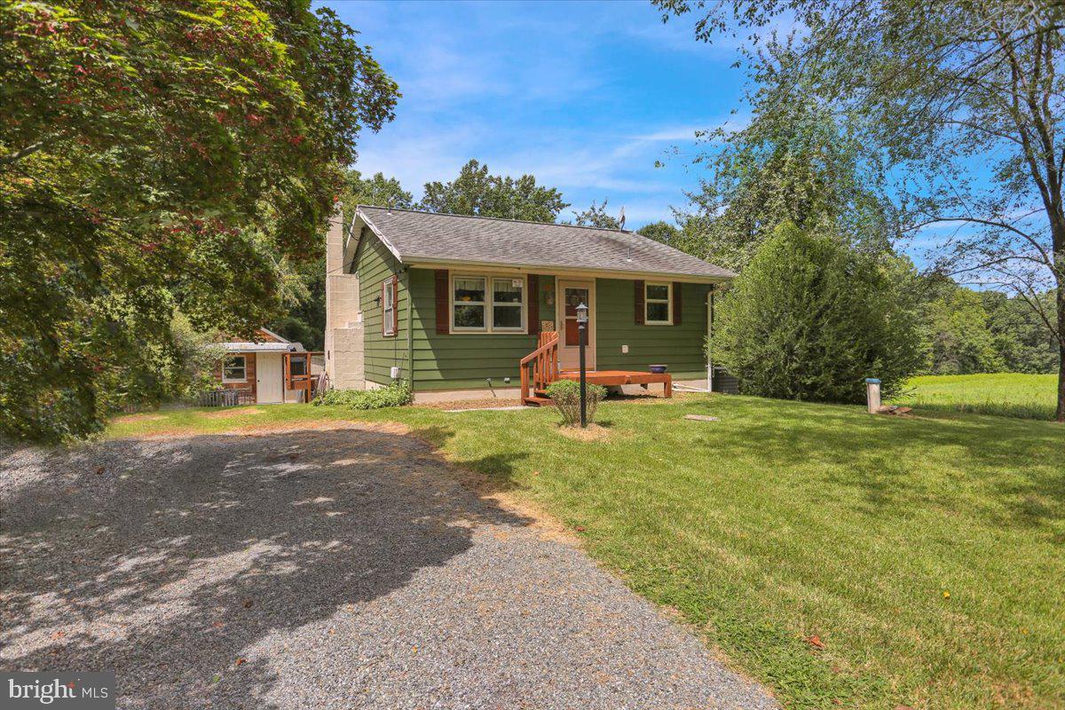 390 HARTMAN ROAD
