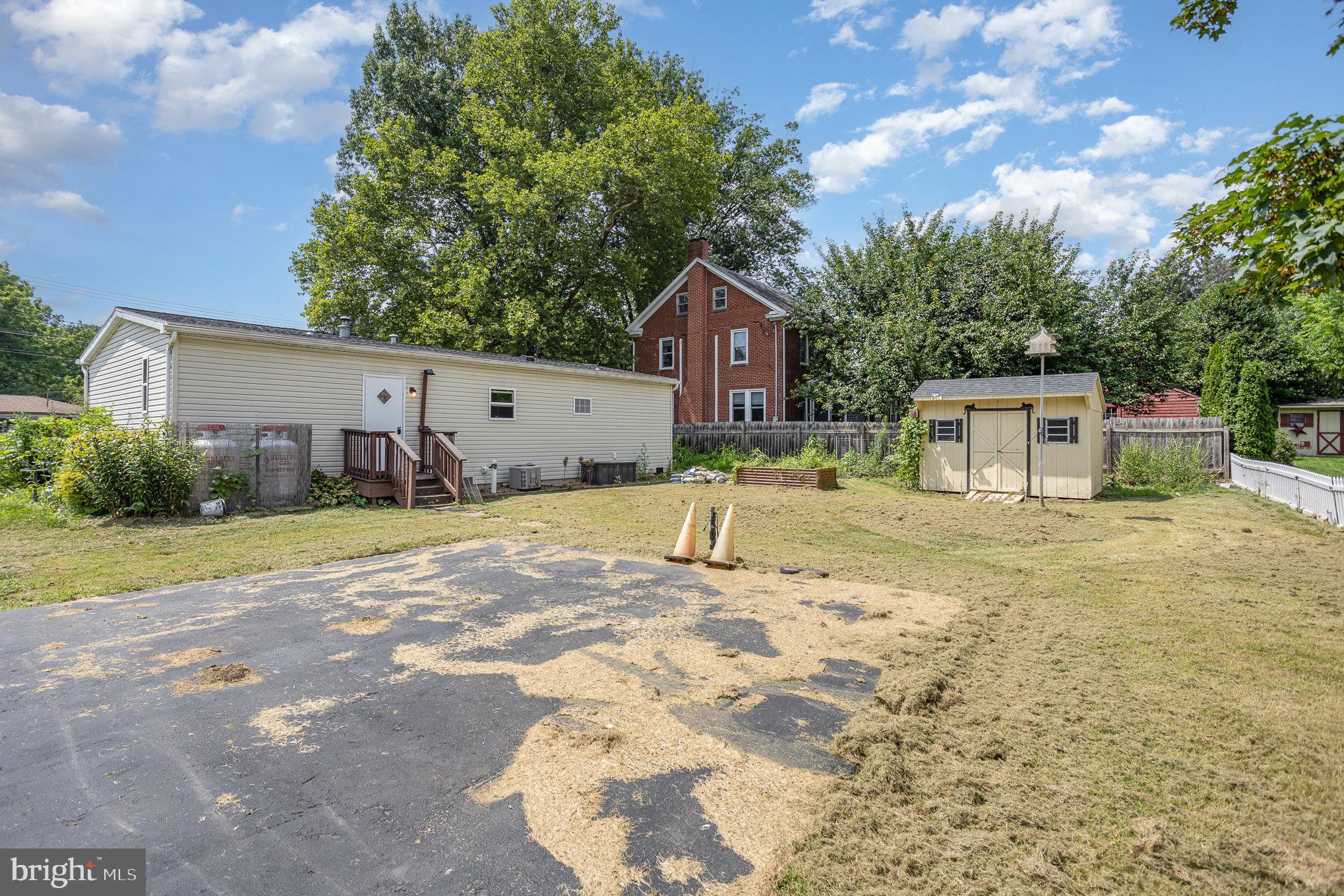 497 MIDDLETOWN ROAD