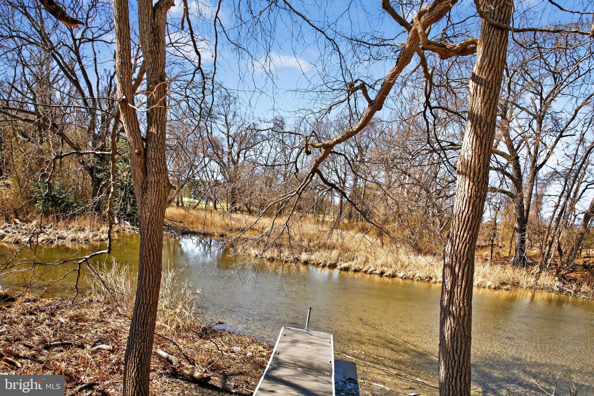 QUEENSTOWN HARBOR - Residential