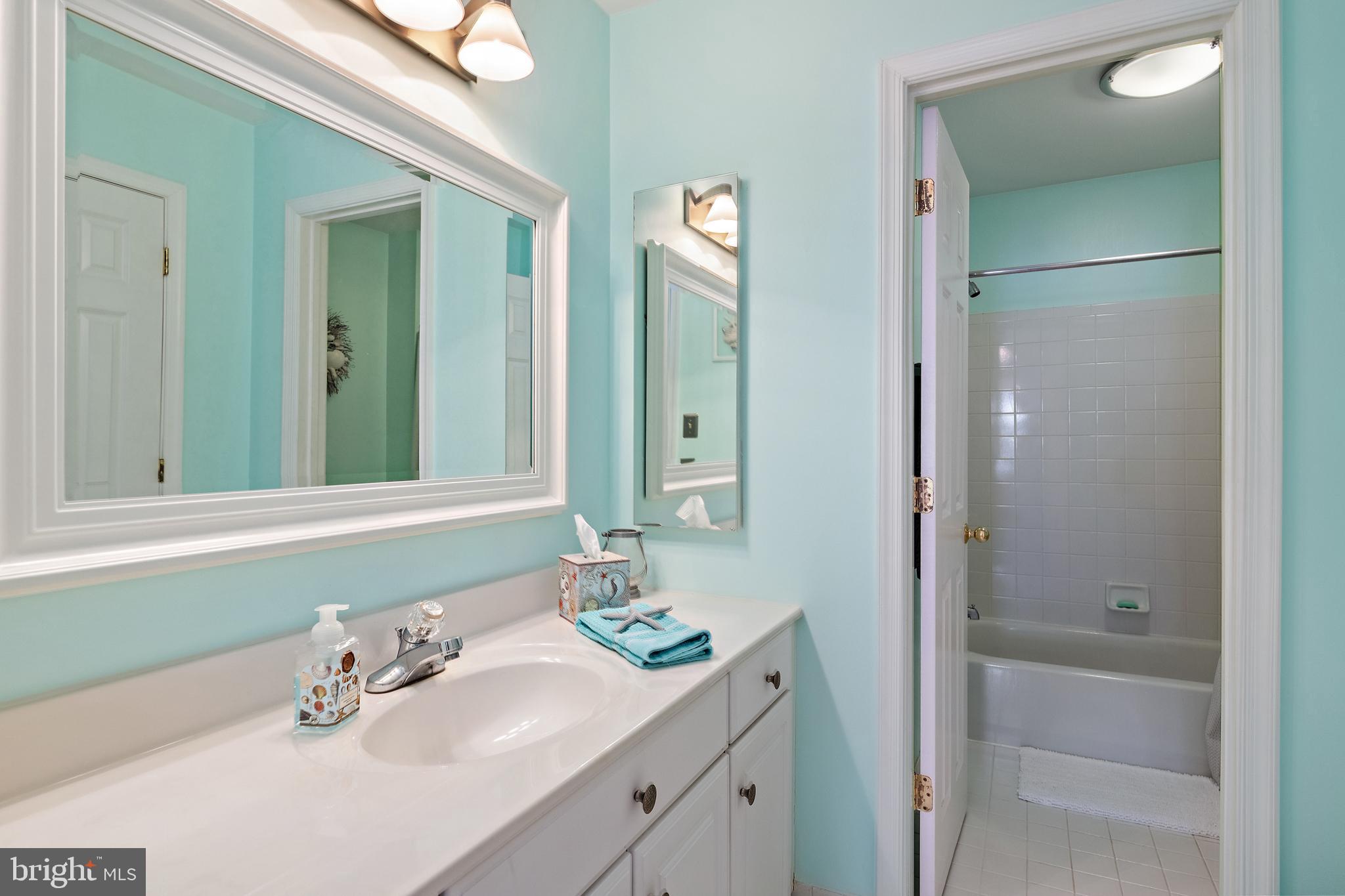 QUEENSTOWN HARBOR - Residential