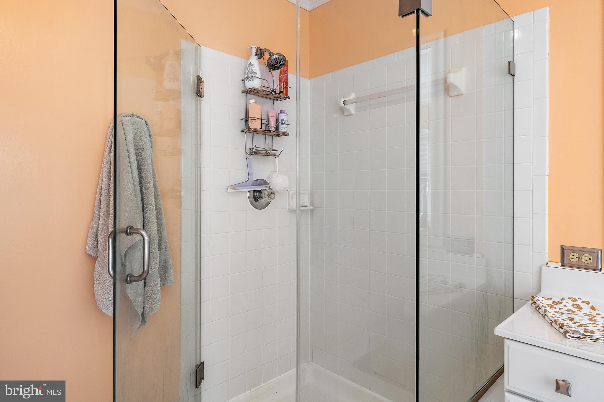 QUEENSTOWN HARBOR - Residential