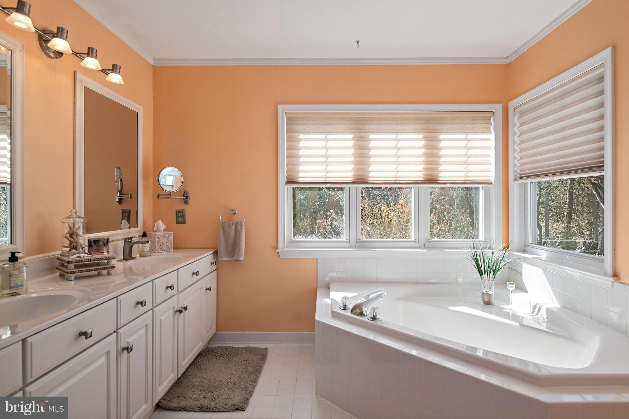 QUEENSTOWN HARBOR - Residential