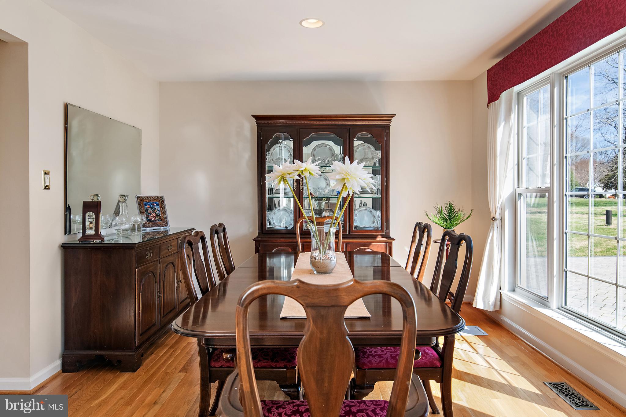 QUEENSTOWN HARBOR - Residential