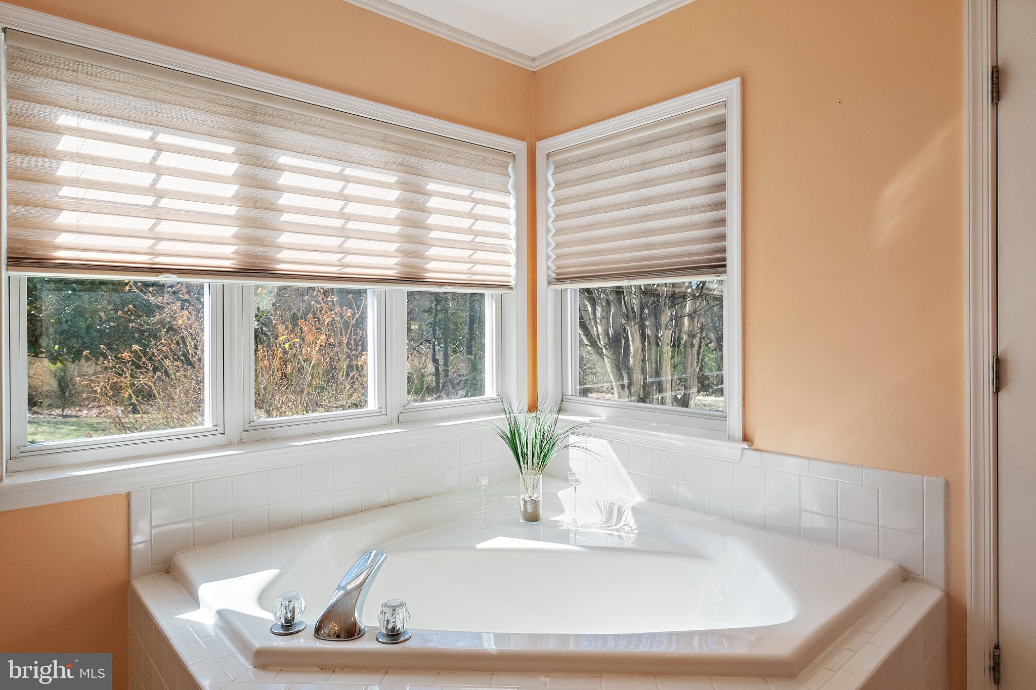 QUEENSTOWN HARBOR - Residential