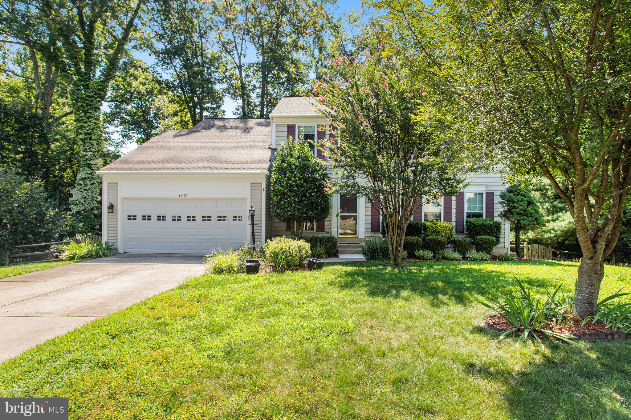 3452 WAINSCOTT PLACE
