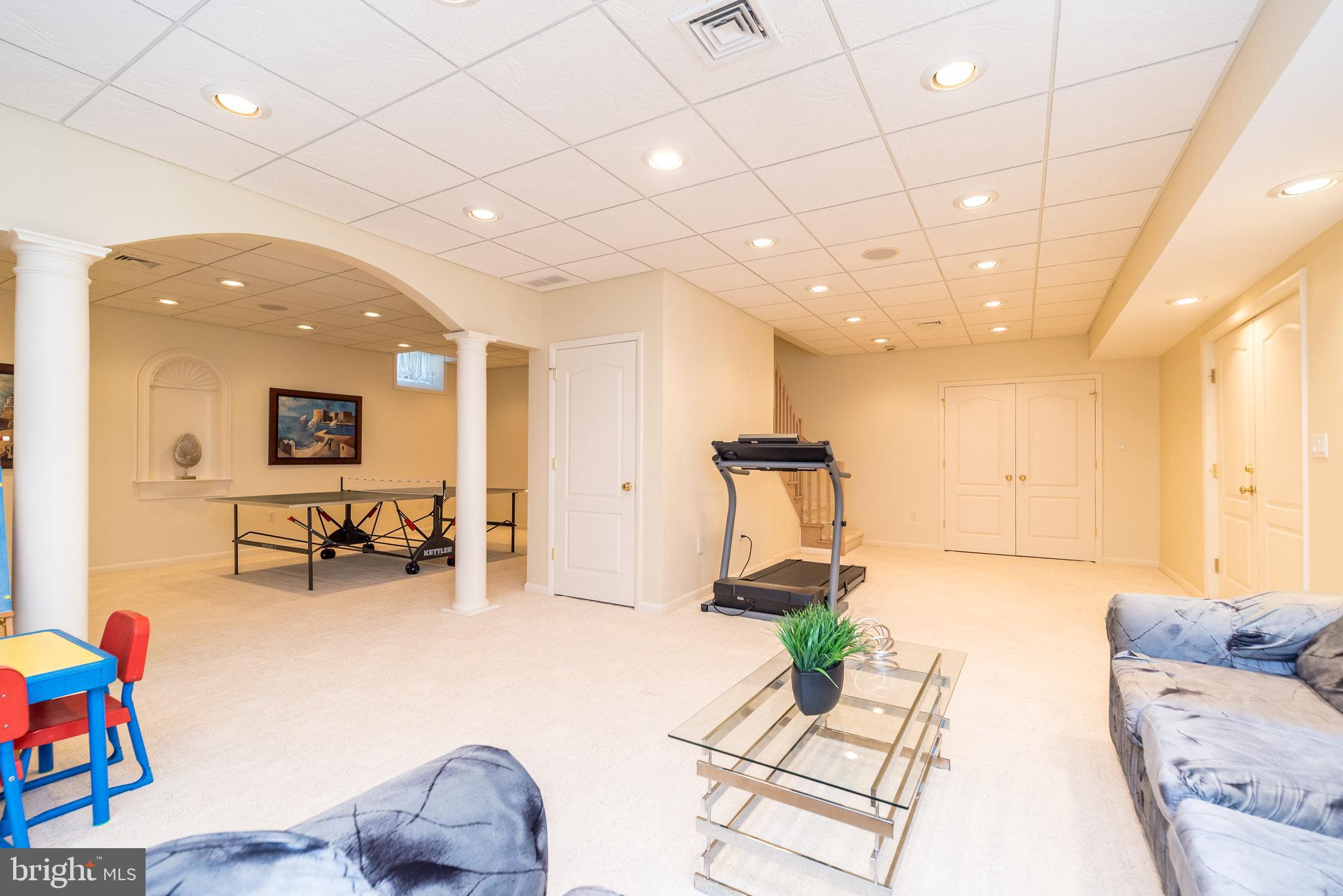 HOLLY HILL - Residential