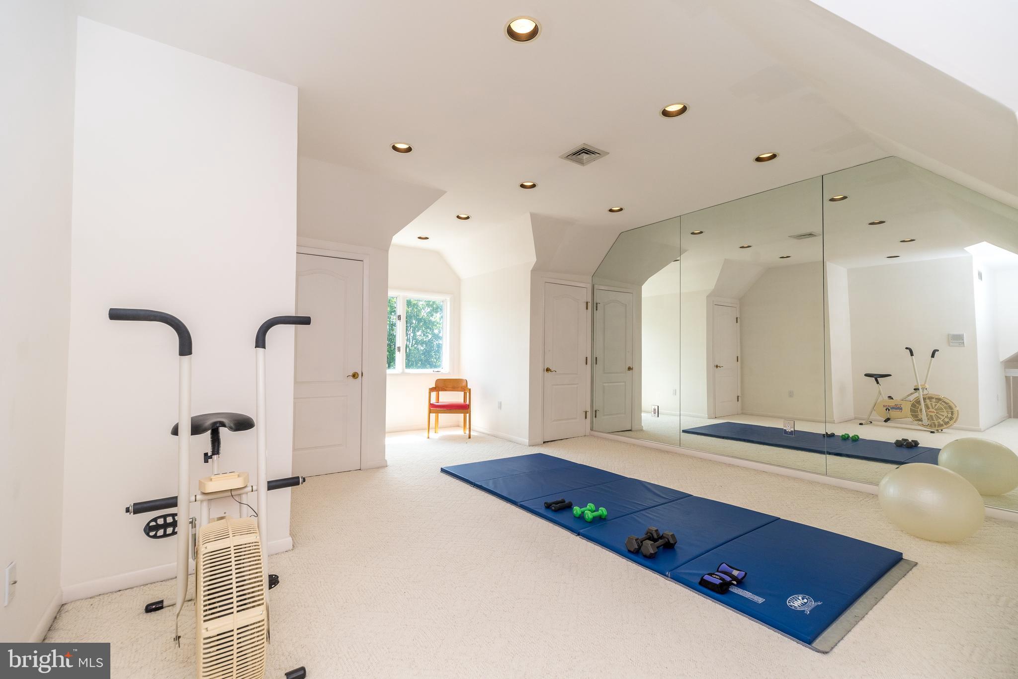 HOLLY HILL - Residential