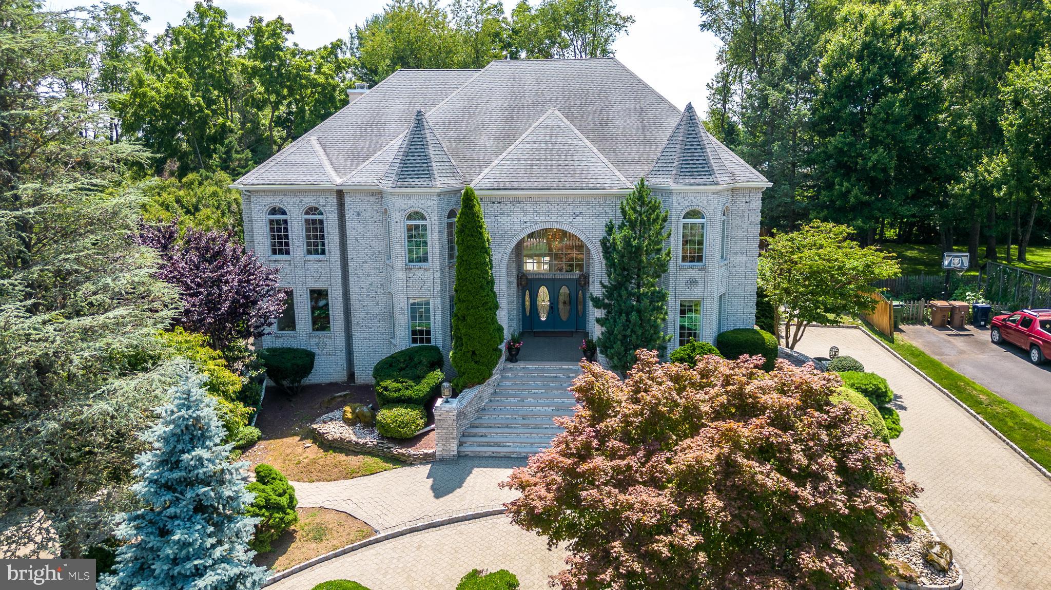 HOLLY HILL - Residential