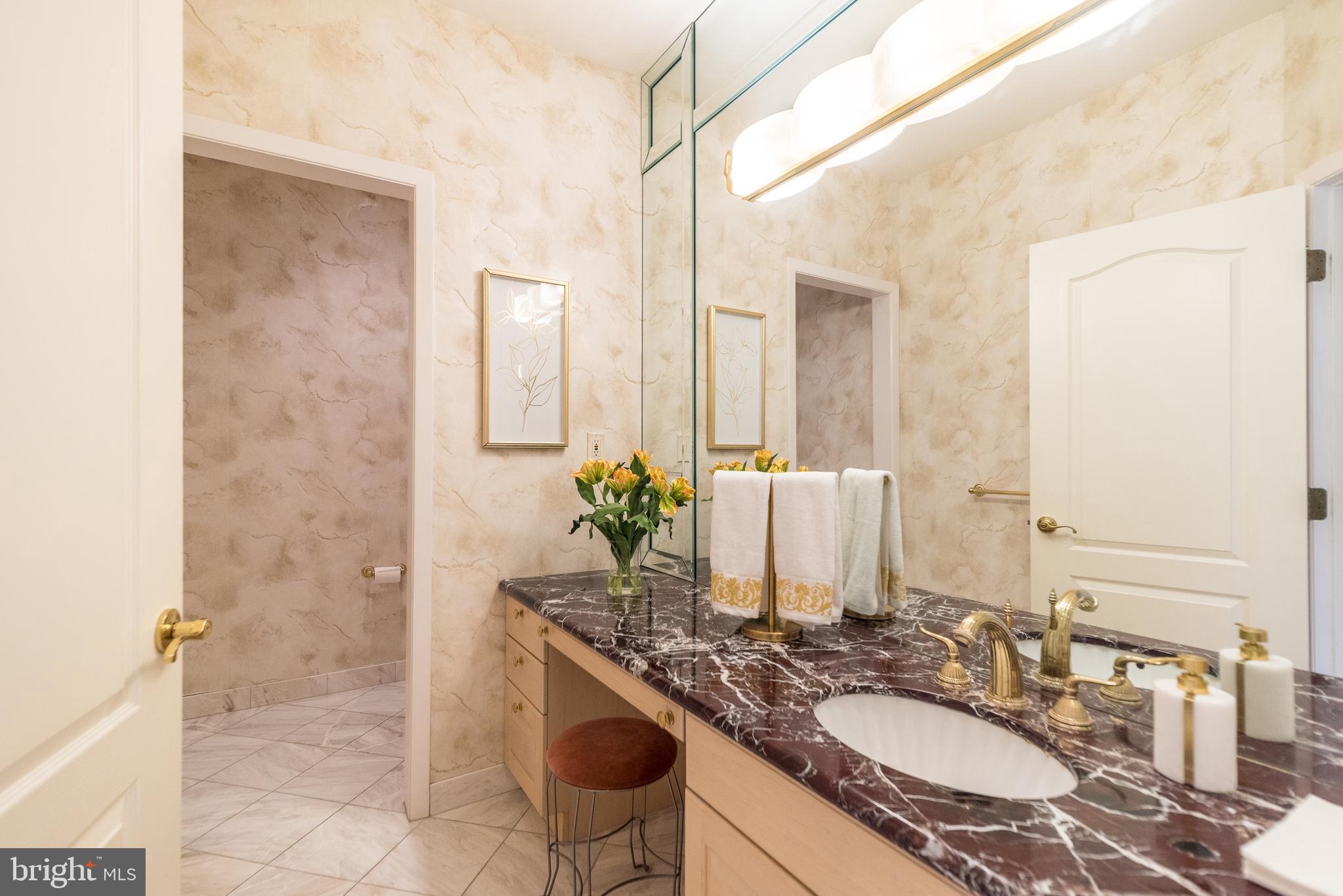 HOLLY HILL - Residential