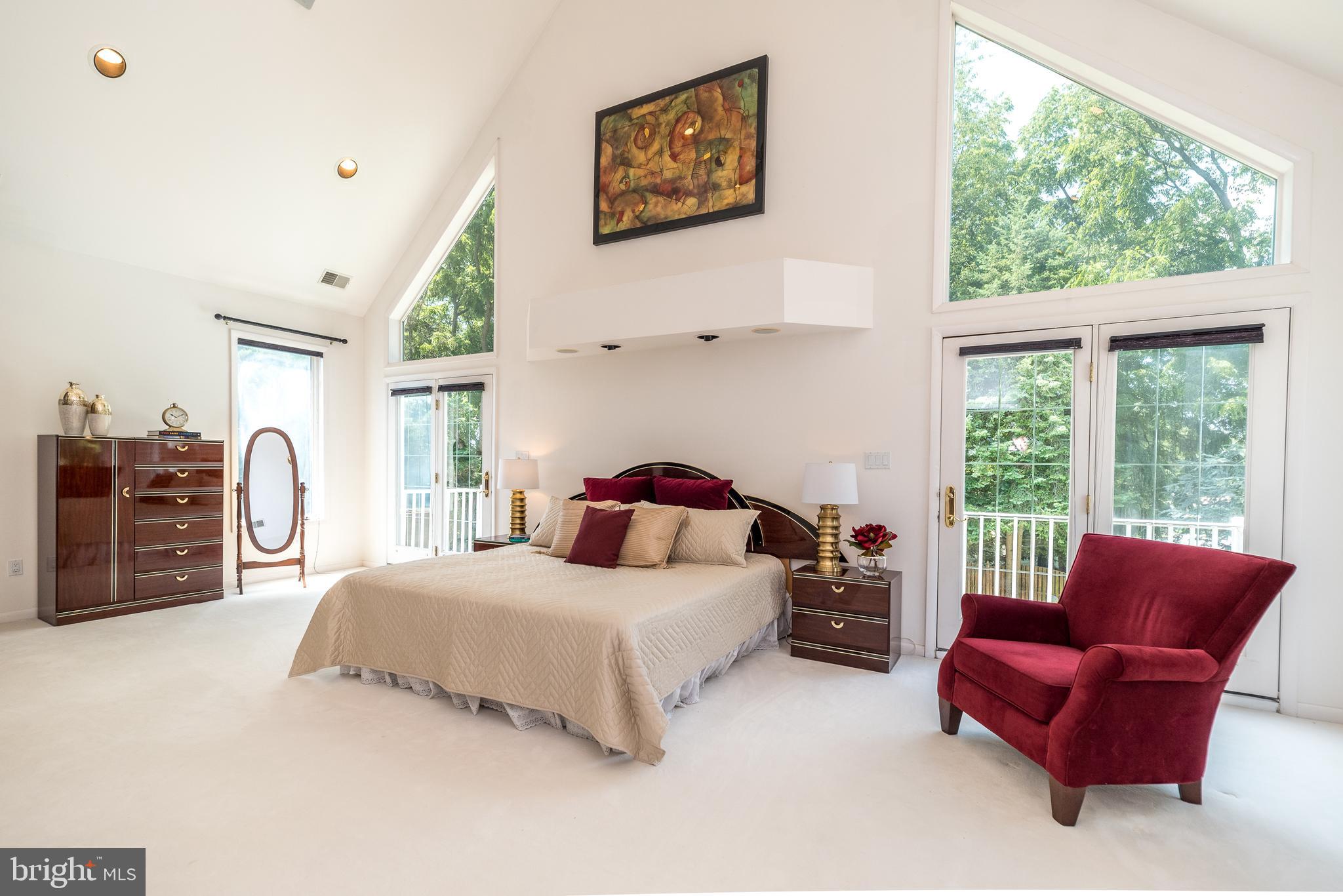 HOLLY HILL - Residential