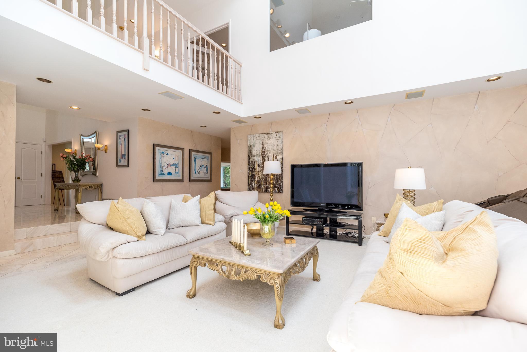 HOLLY HILL - Residential