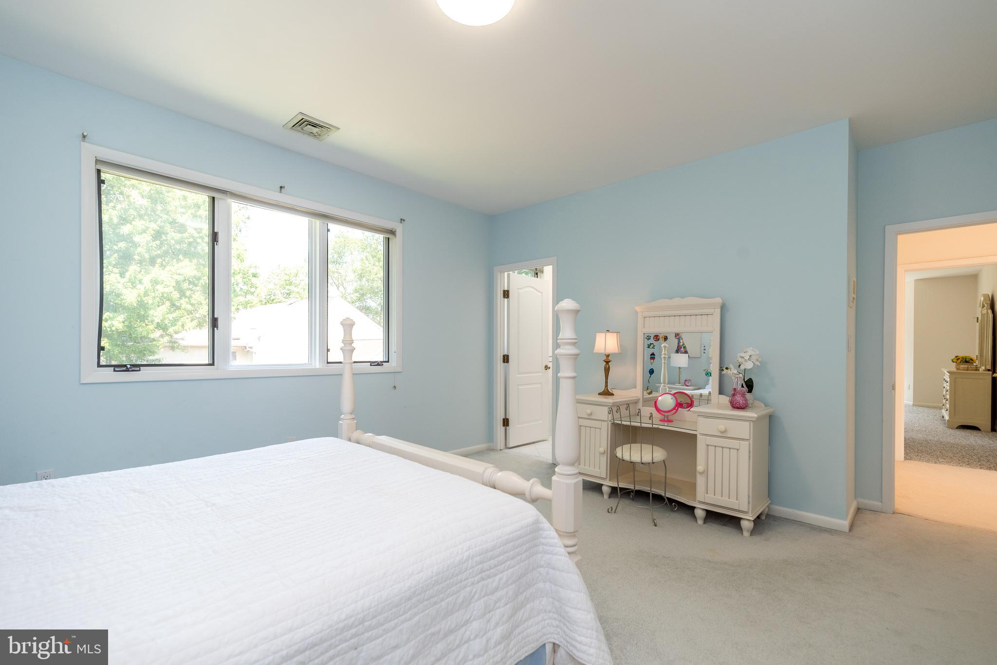 HOLLY HILL - Residential