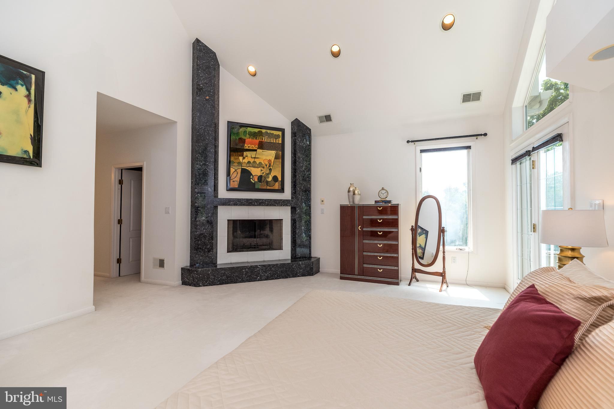 HOLLY HILL - Residential