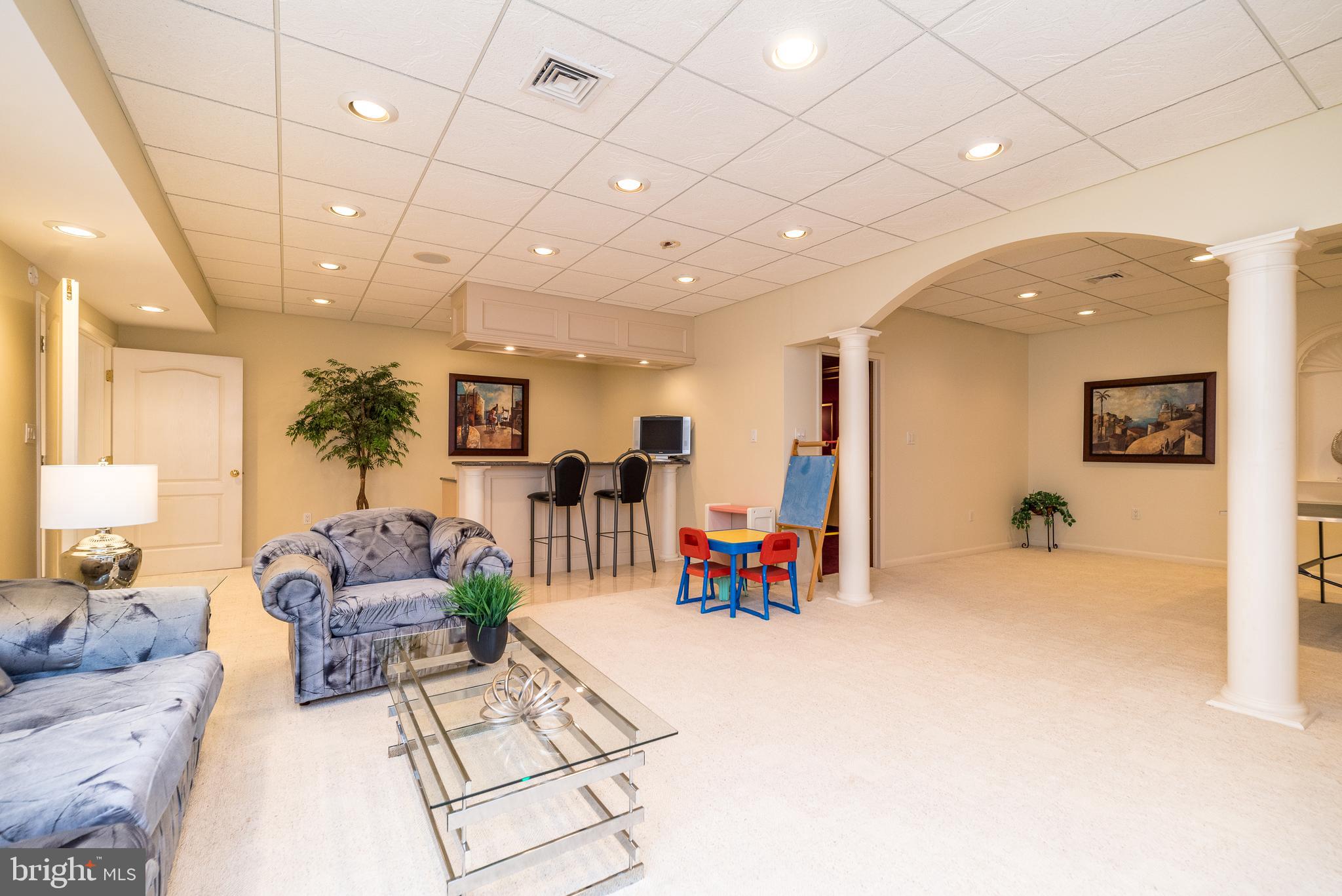 HOLLY HILL - Residential