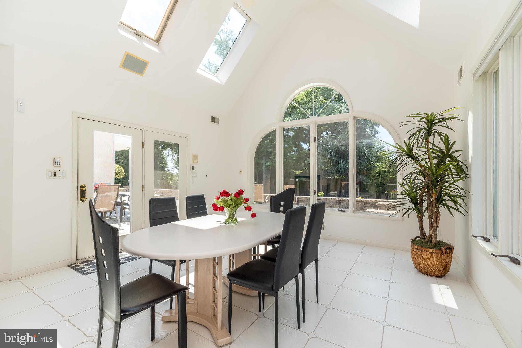 HOLLY HILL - Residential