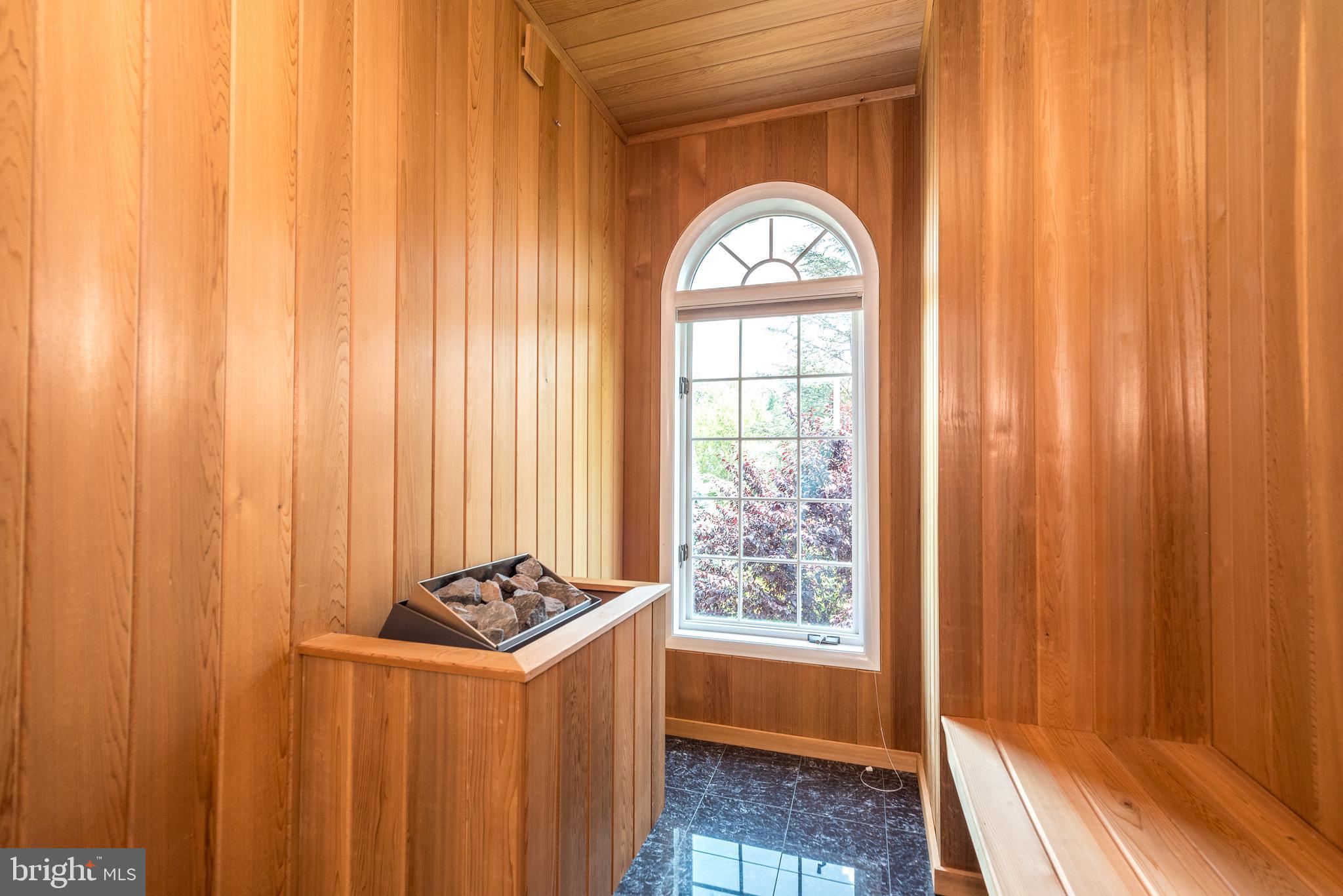 HOLLY HILL - Residential