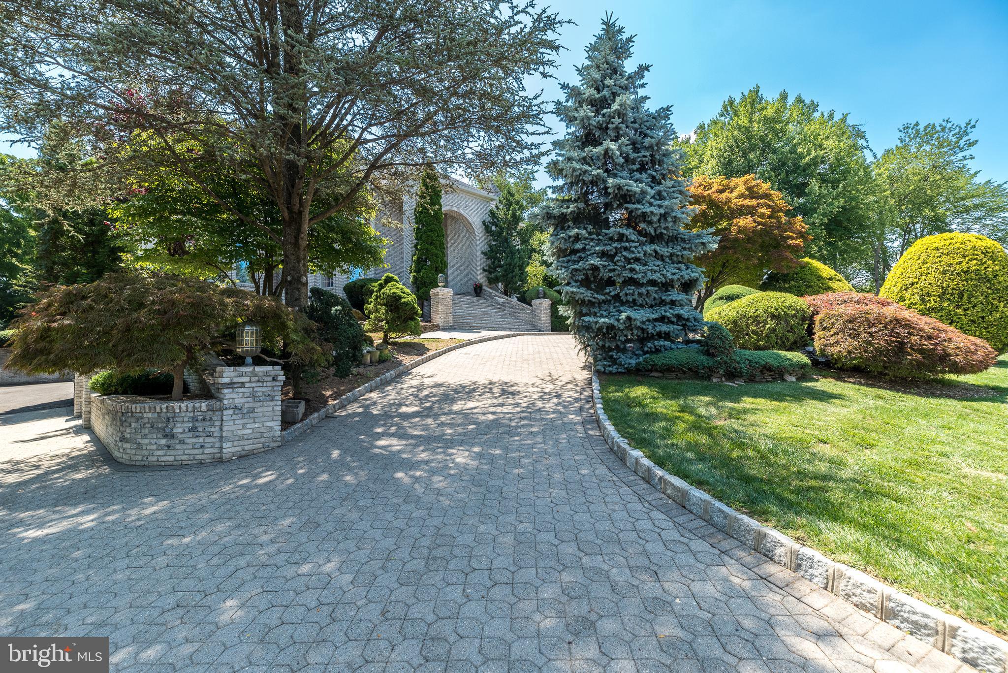 HOLLY HILL - Residential