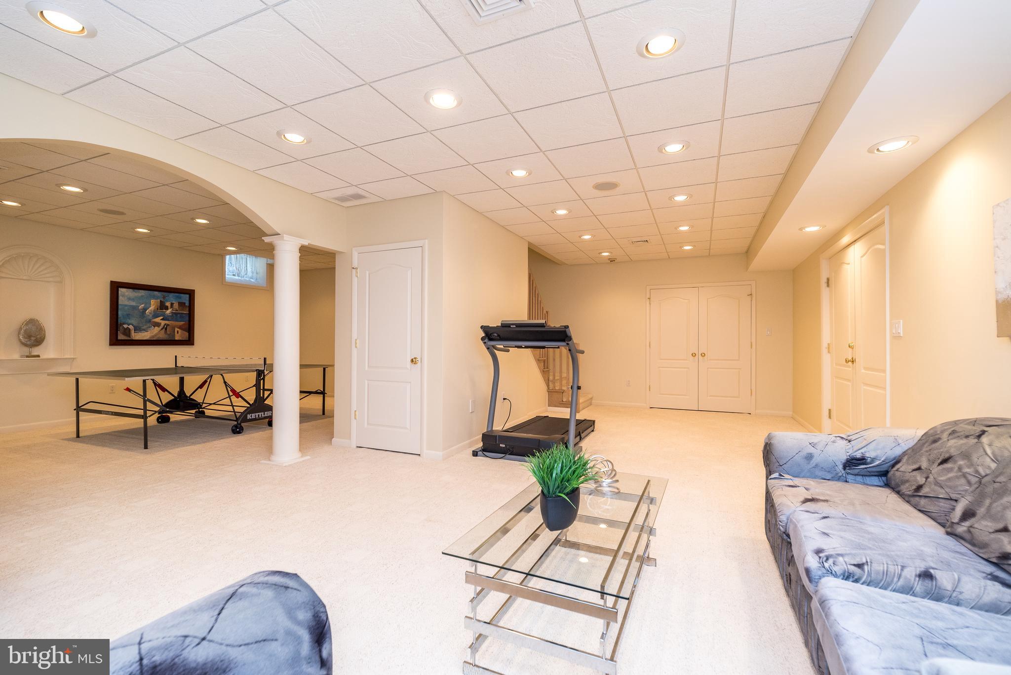 HOLLY HILL - Residential