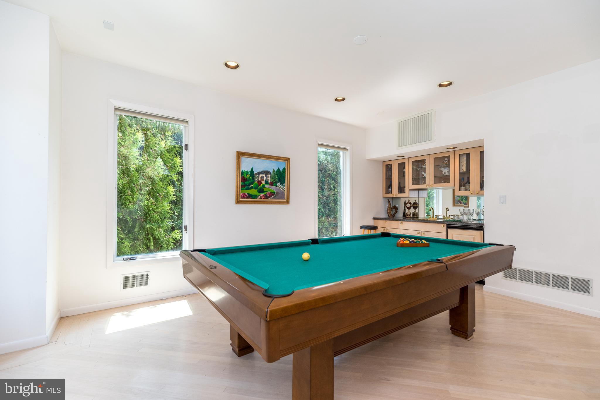 HOLLY HILL - Residential