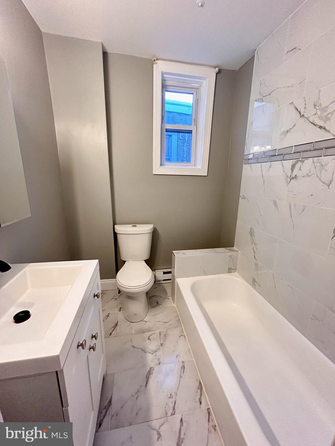 ELMWOOD PARK - Residential