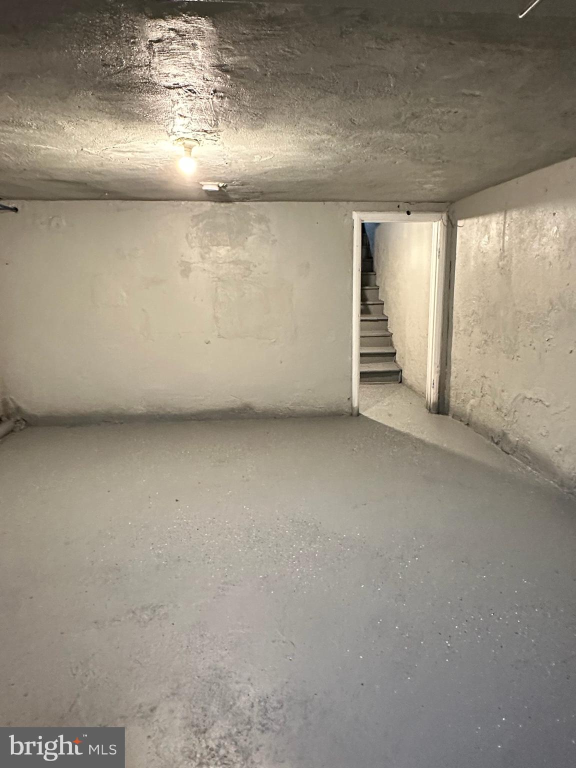 ELMWOOD PARK - Residential