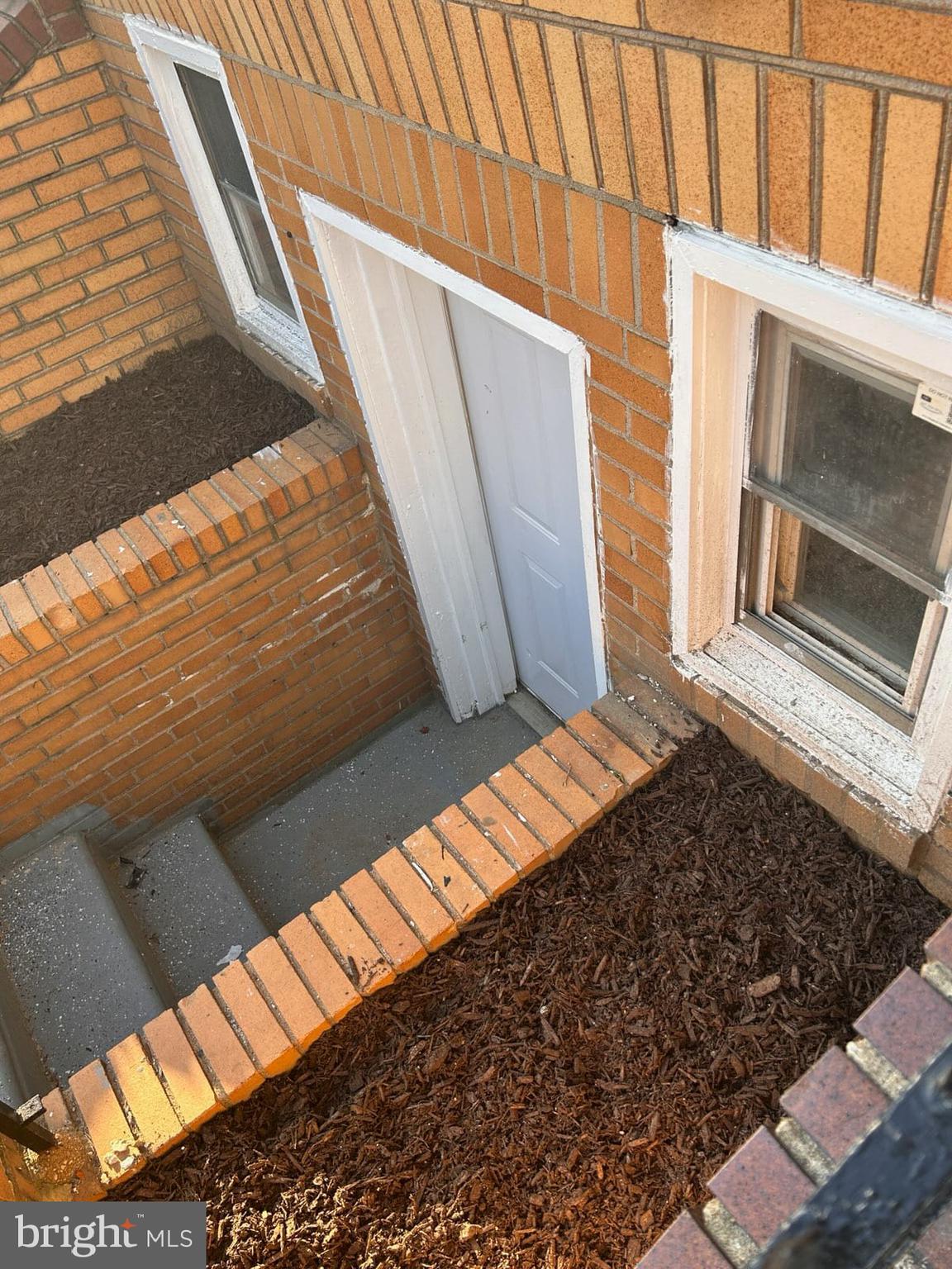 ELMWOOD PARK - Residential