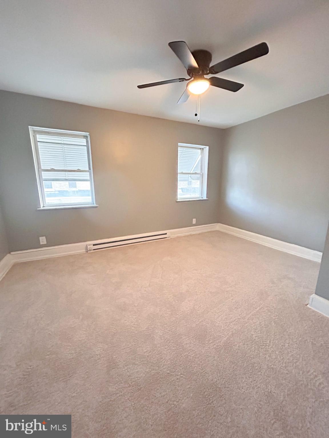 ELMWOOD PARK - Residential