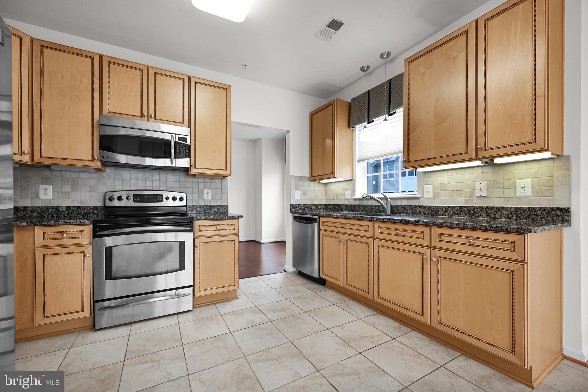 HIGHLANDS AT QUARRY LAKE - Residential