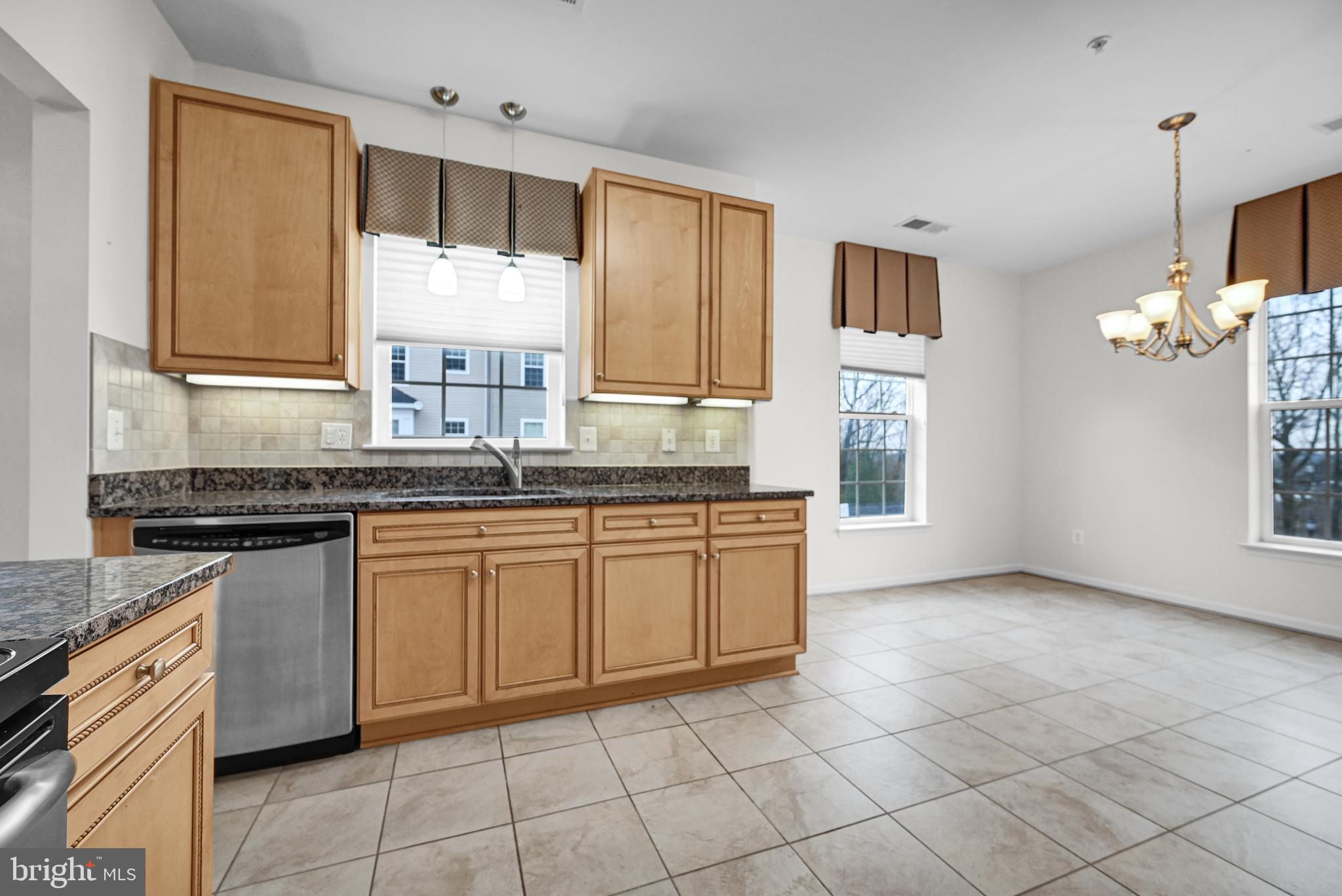 HIGHLANDS AT QUARRY LAKE - Residential