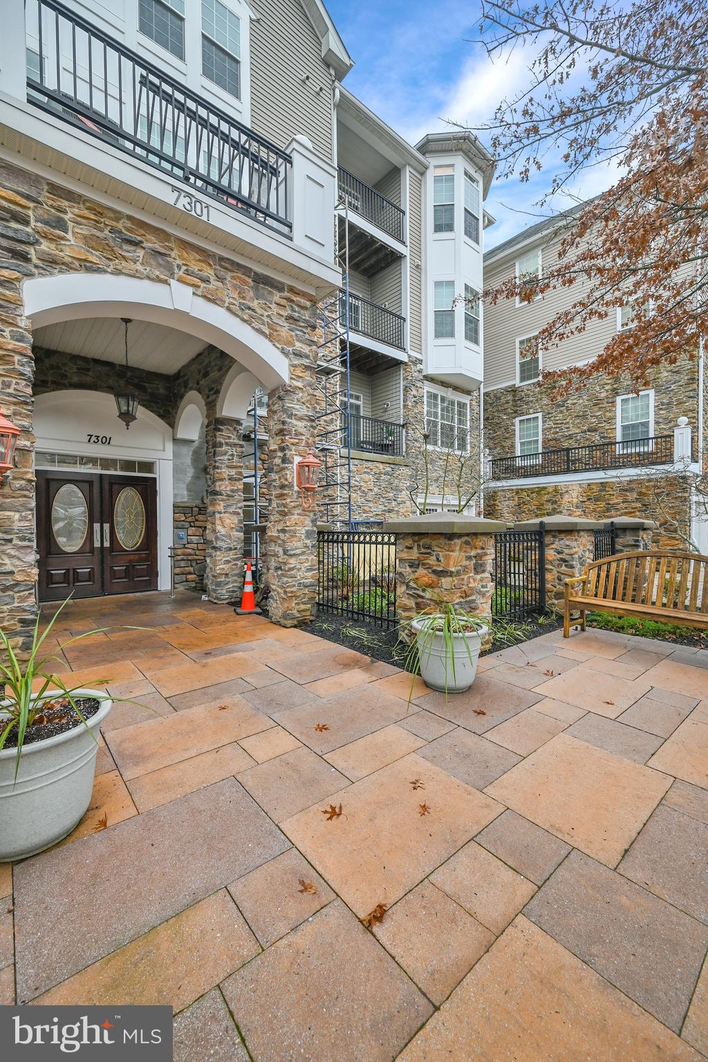 HIGHLANDS AT QUARRY LAKE - Residential