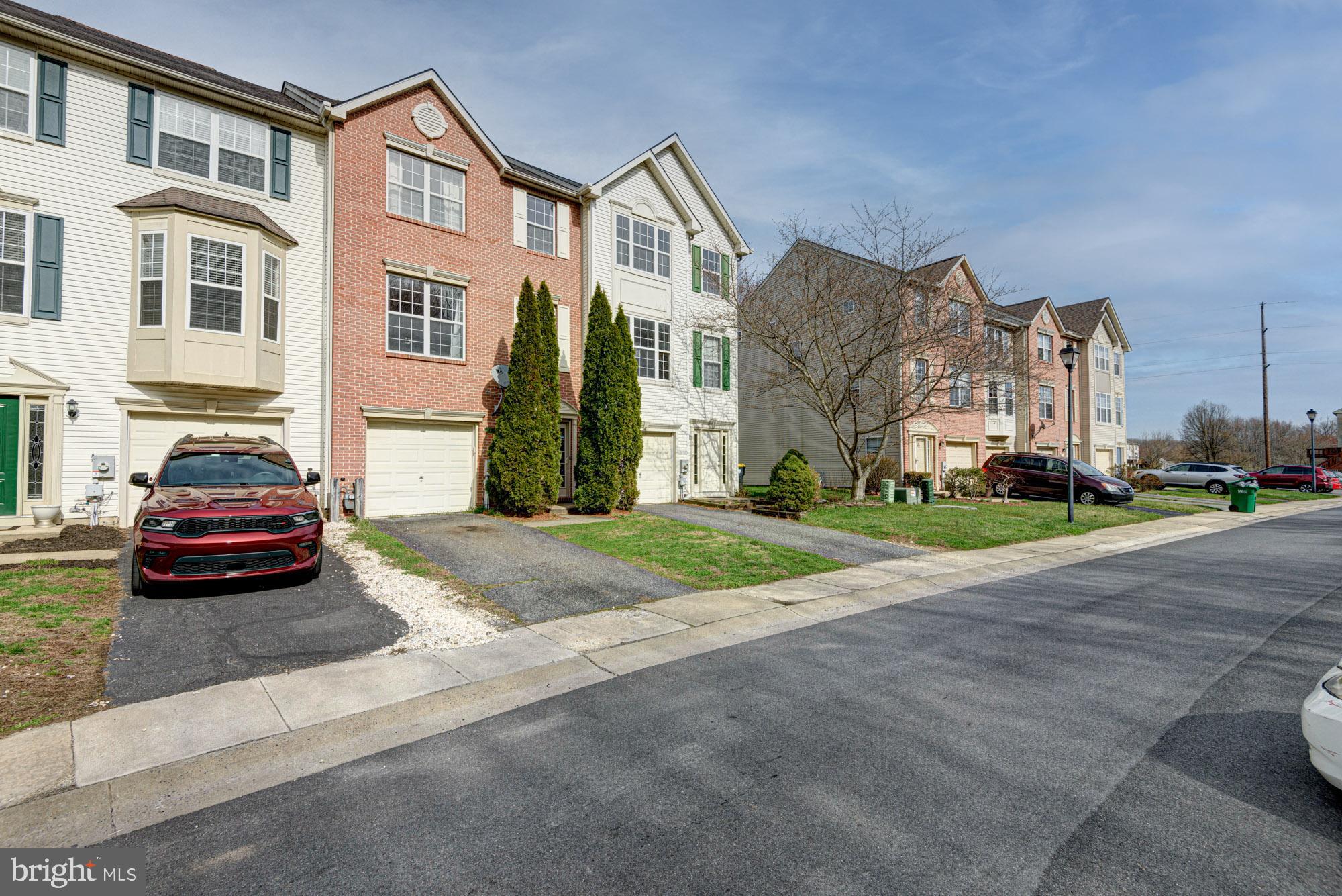 BRENNAN ESTATES - Residential