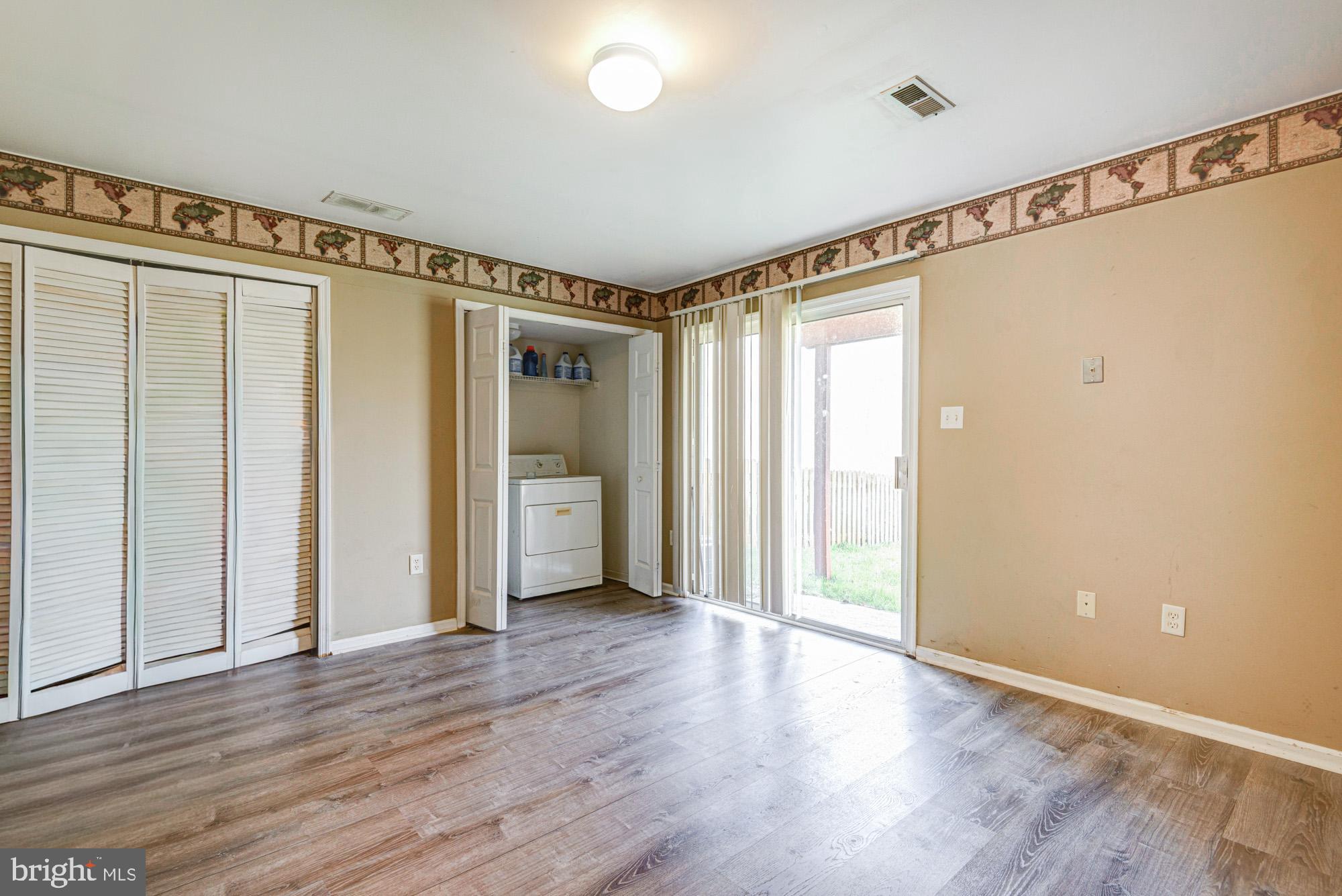 BRENNAN ESTATES - Residential