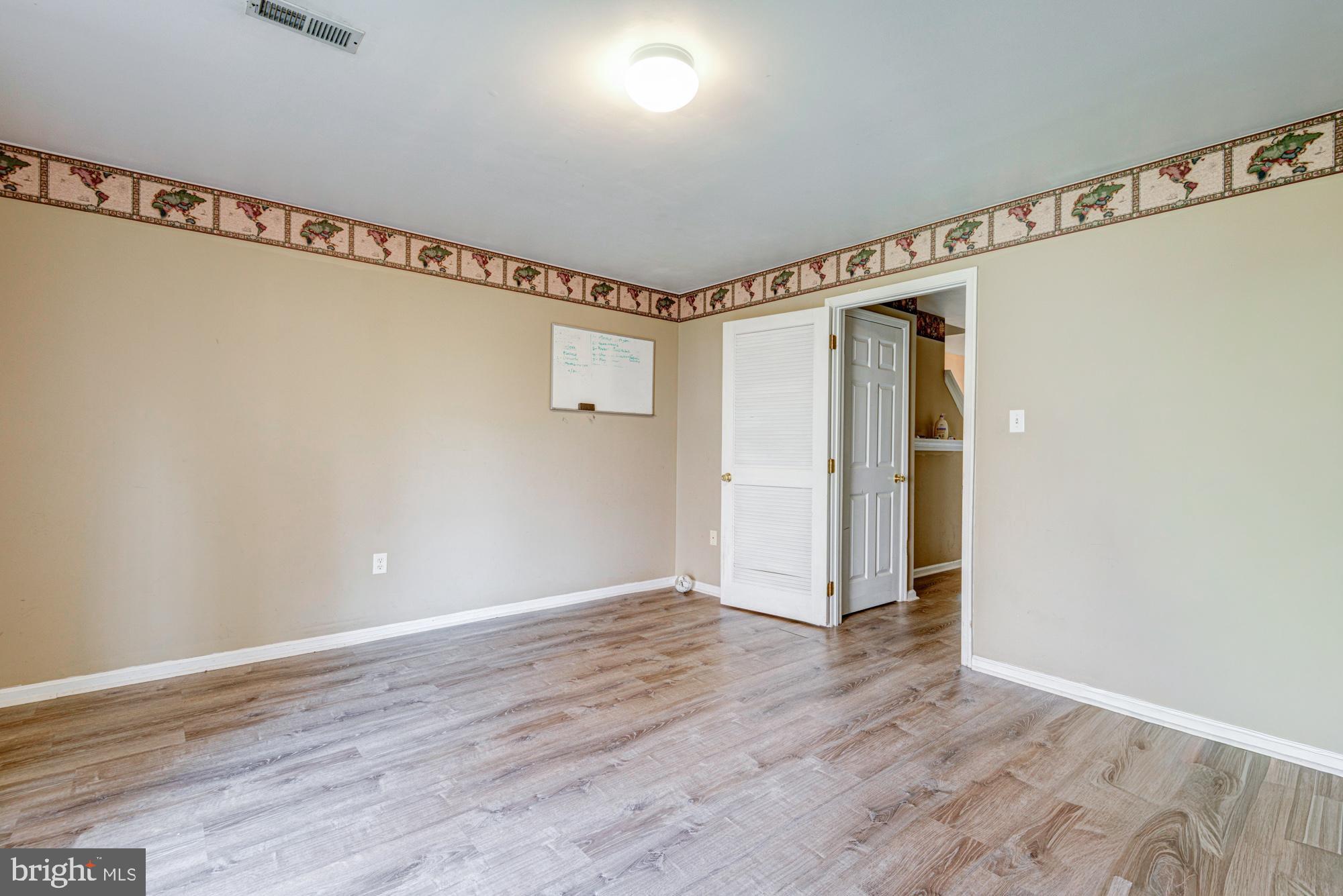 BRENNAN ESTATES - Residential