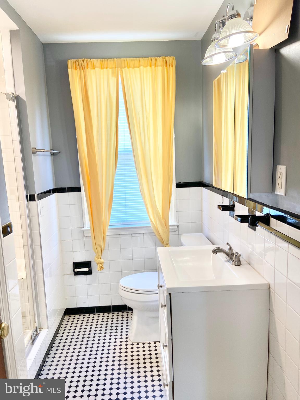 WEST HILLS - Residential