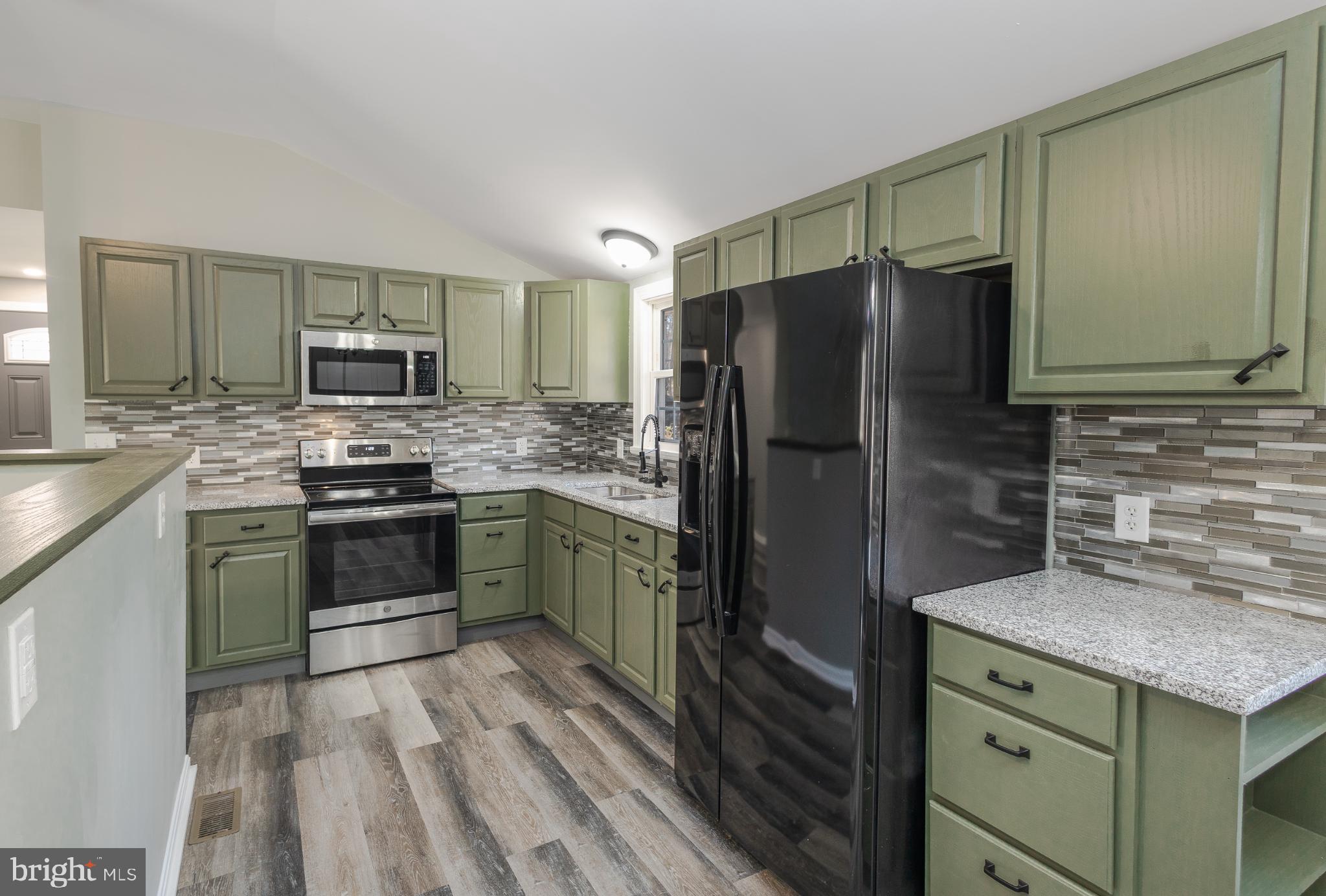 GLENWOOD FOREST - Residential