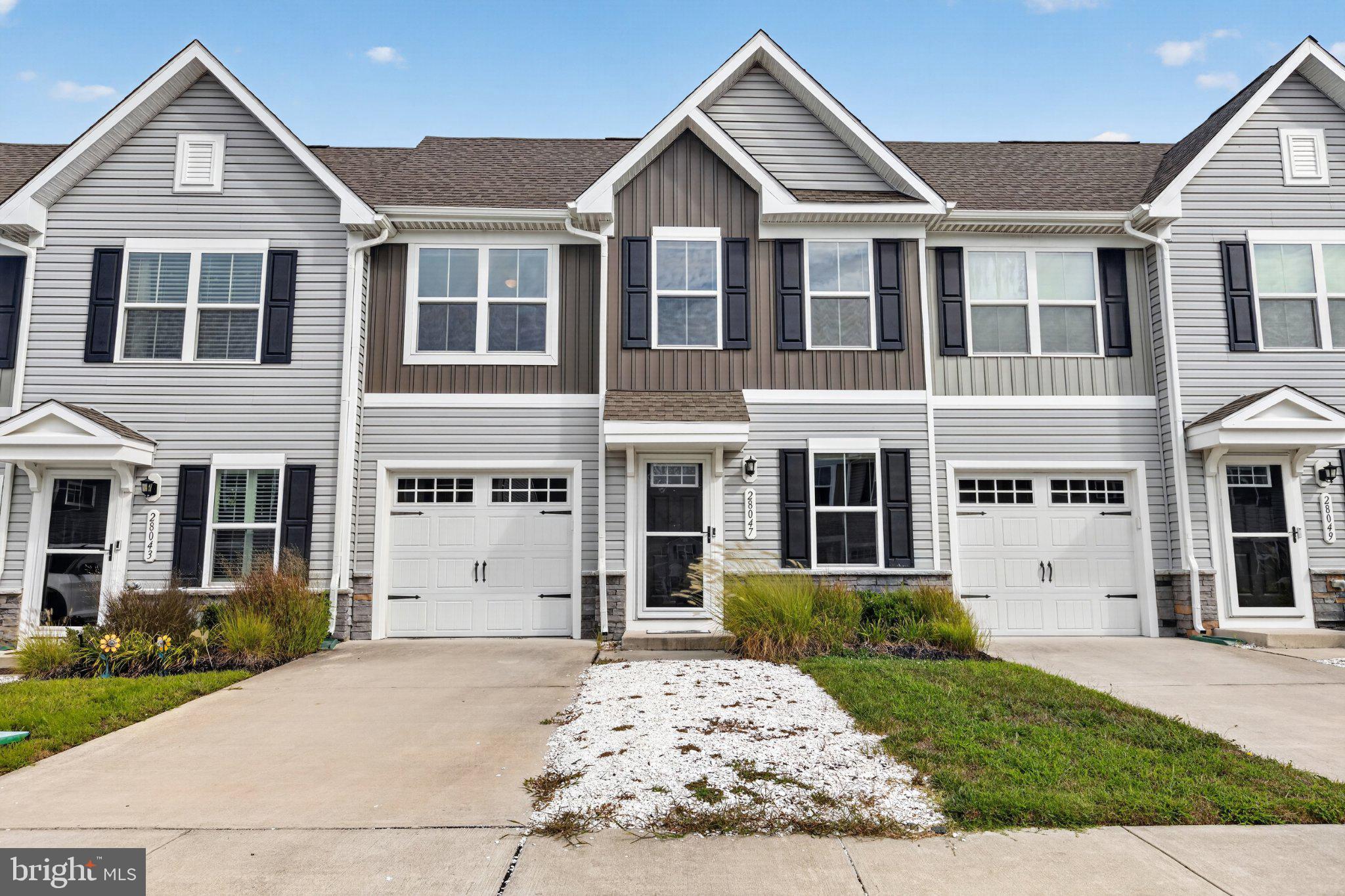 28047 DEW DROP LANE