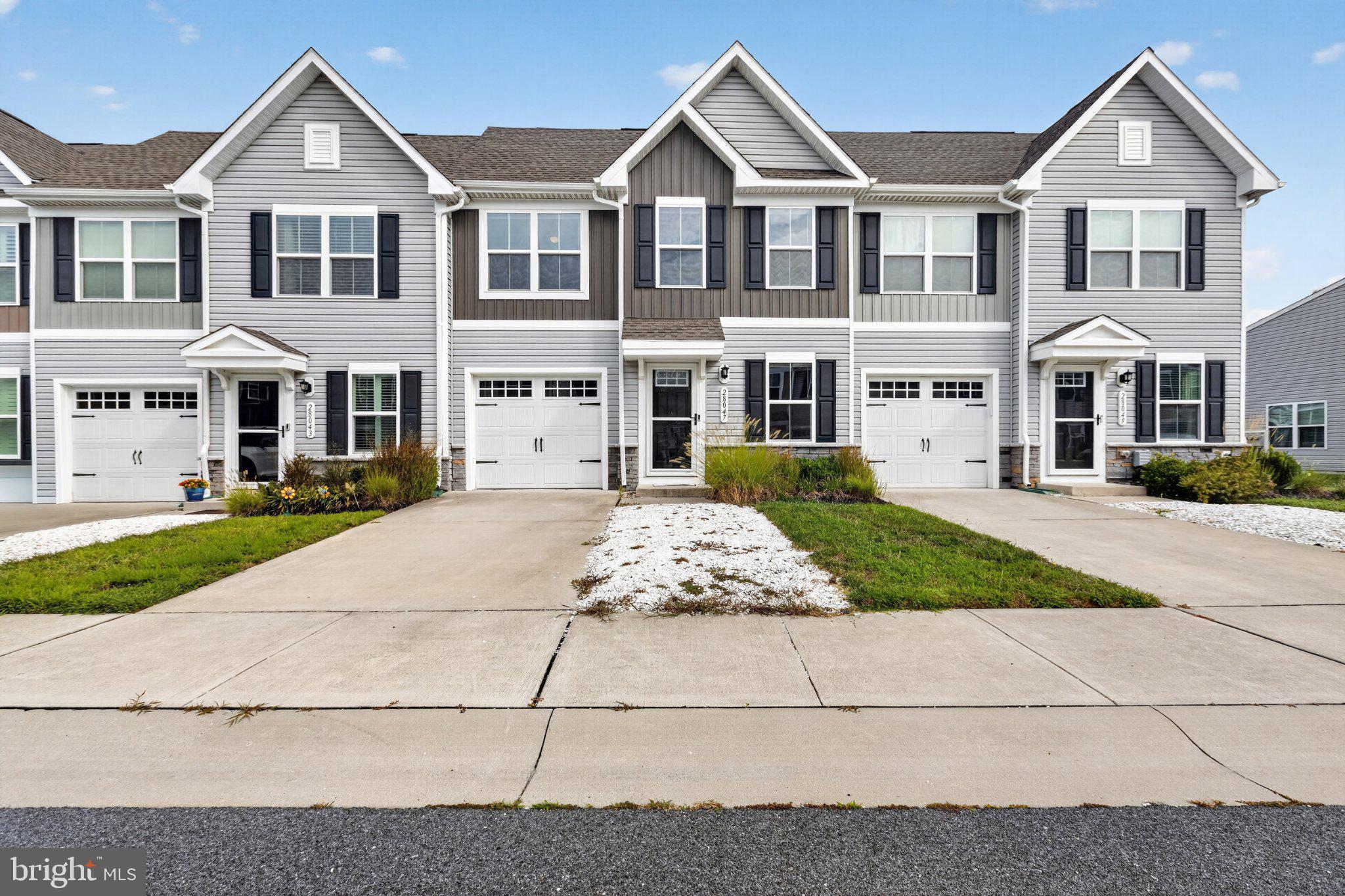 28047 DEW DROP LANE