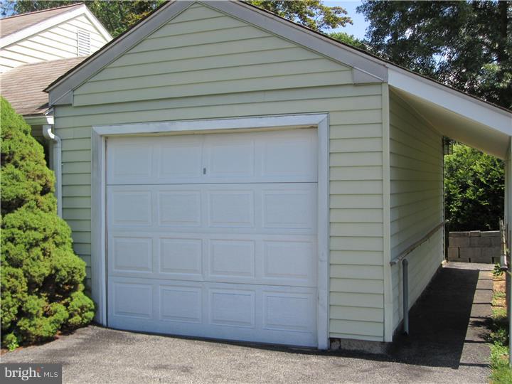 PAOLI GARDENS - Residential