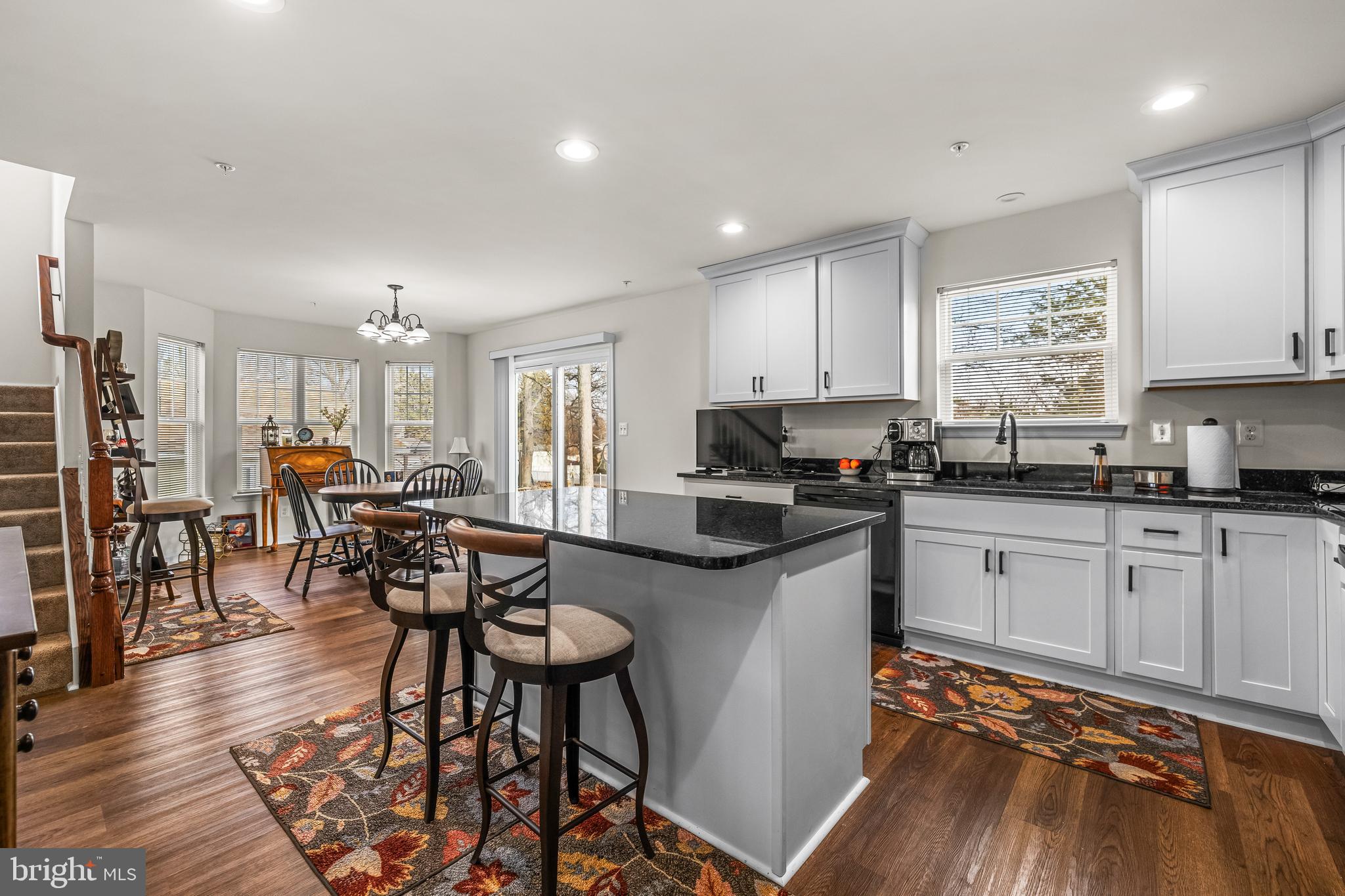 OLIVER BEACH - Residential