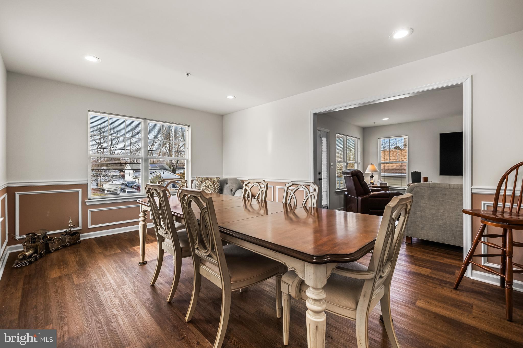 OLIVER BEACH - Residential