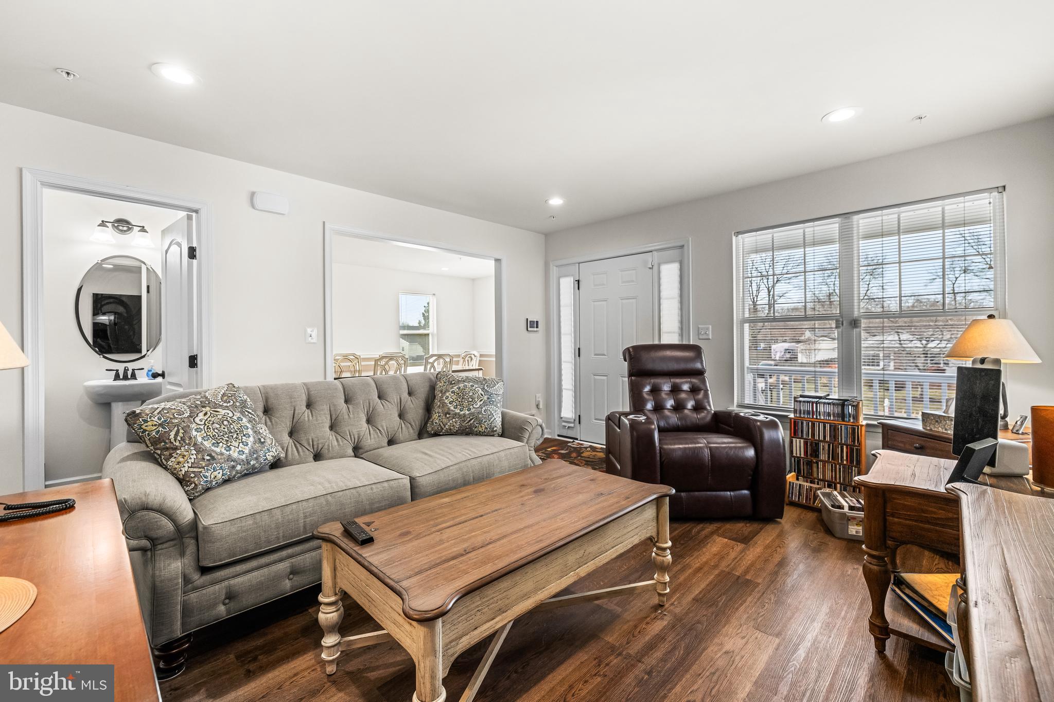 OLIVER BEACH - Residential