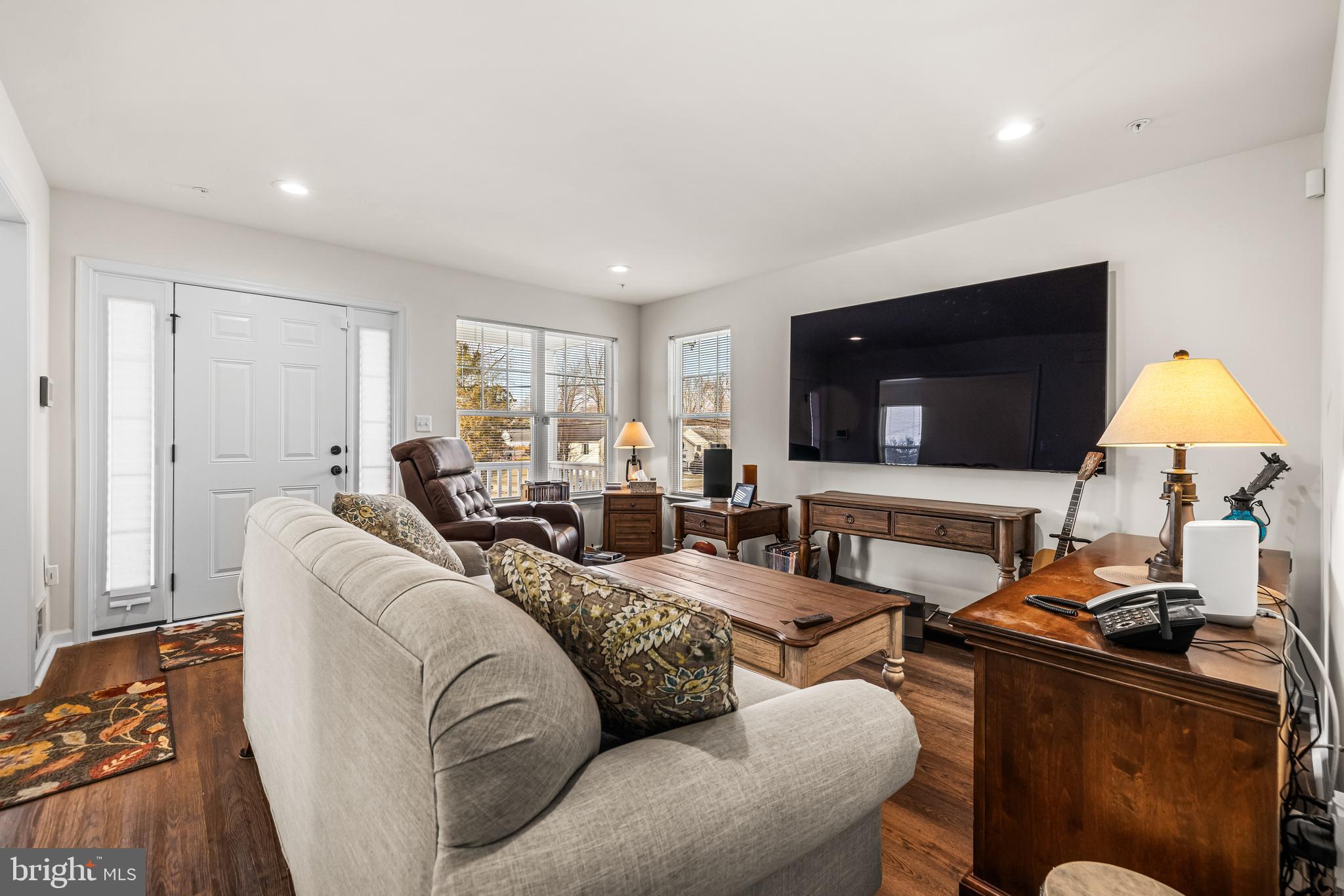 OLIVER BEACH - Residential