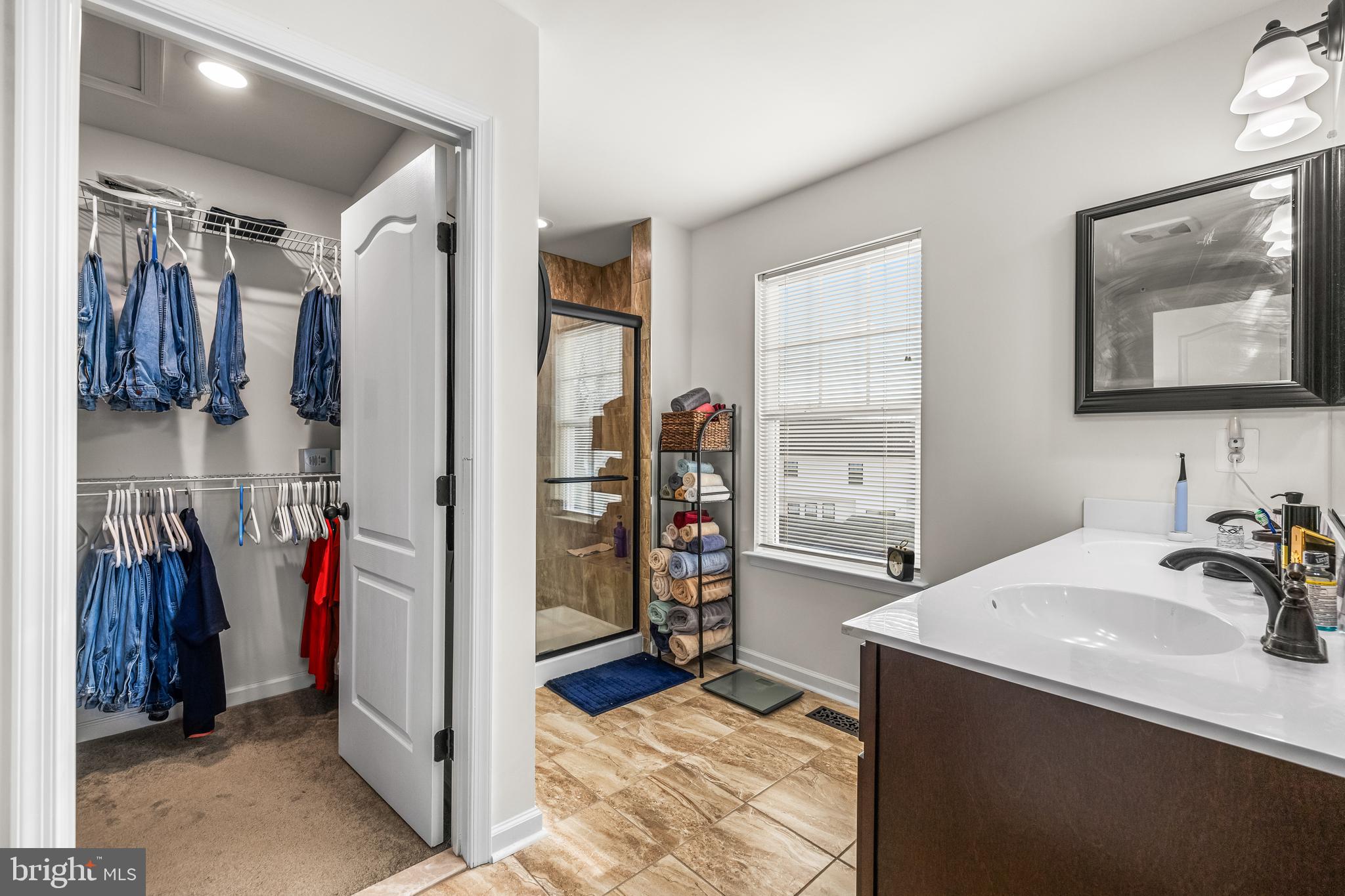 OLIVER BEACH - Residential