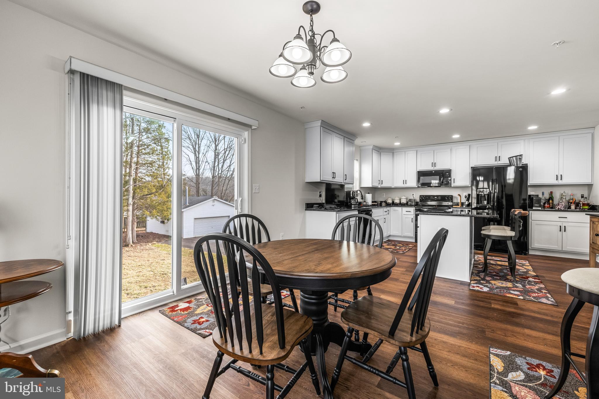 OLIVER BEACH - Residential