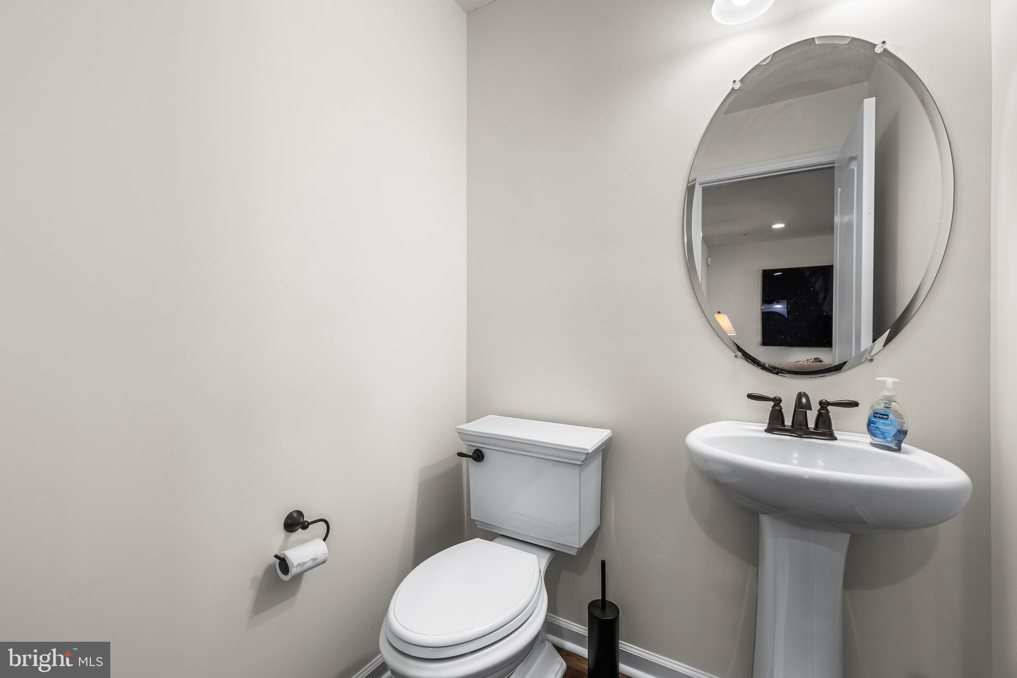 OLIVER BEACH - Residential