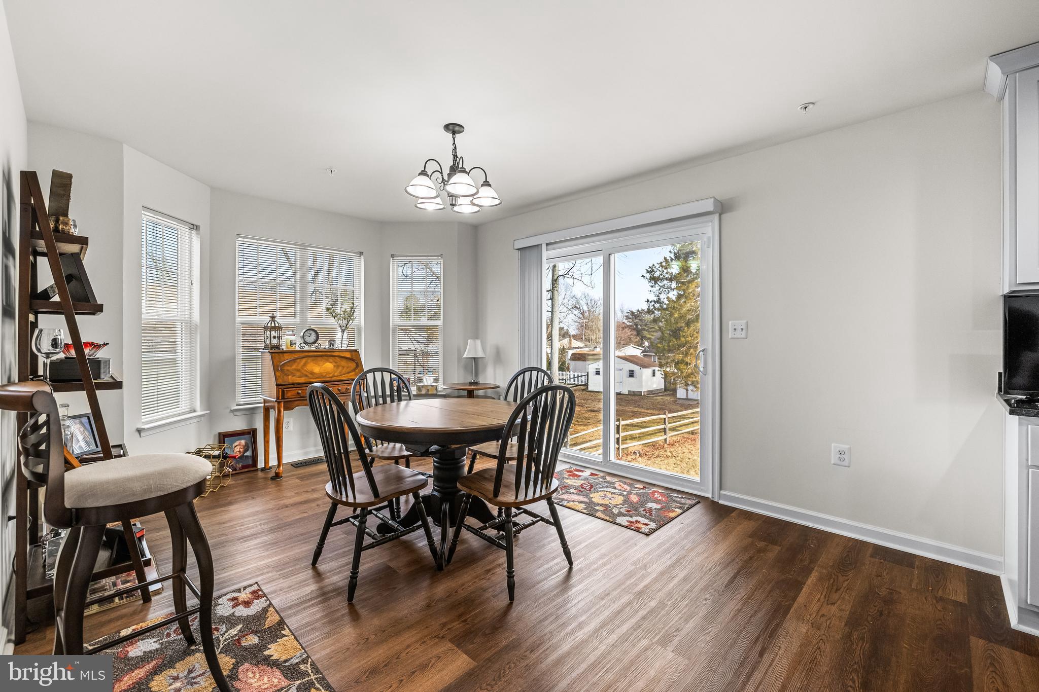 OLIVER BEACH - Residential